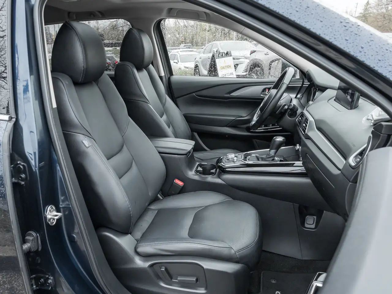 Mazda CX-9 снимка Mazda CX-9