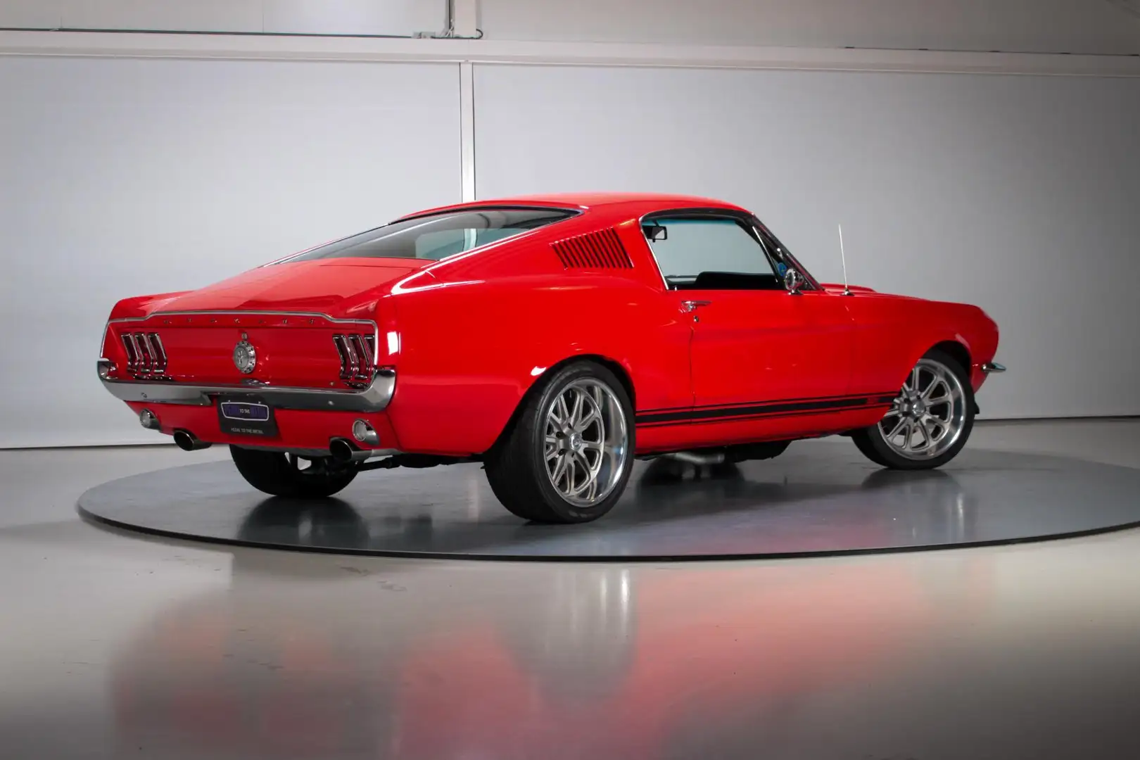 Ford Mustang Fastback 501 Pro-Touring Rot - 2