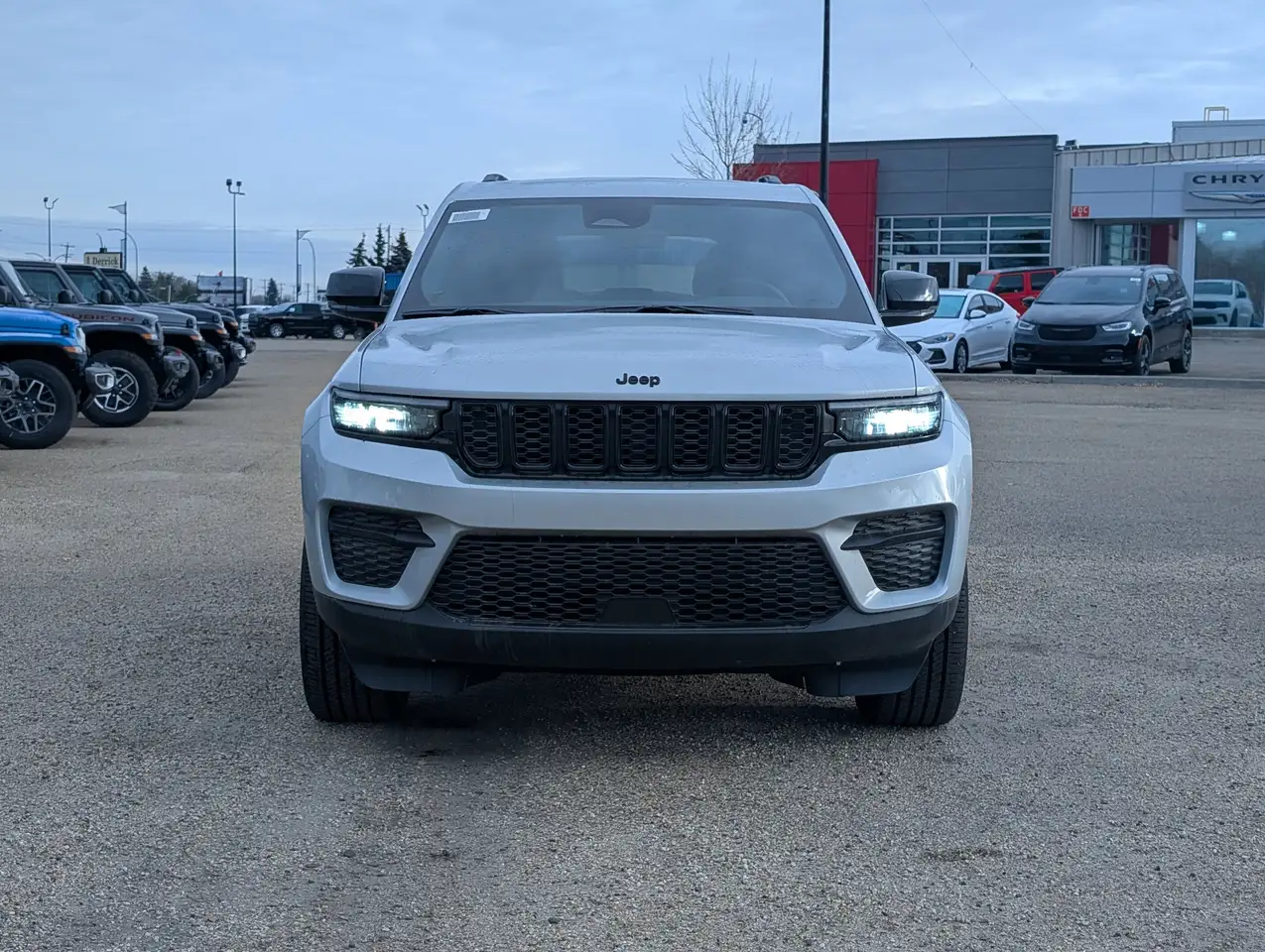 Jeep Grand Cherokee снимка Jeep Grand Cherokee
