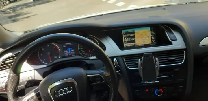 Audi A4 AVANT 2.0 TDI DPF 2009, foto 16