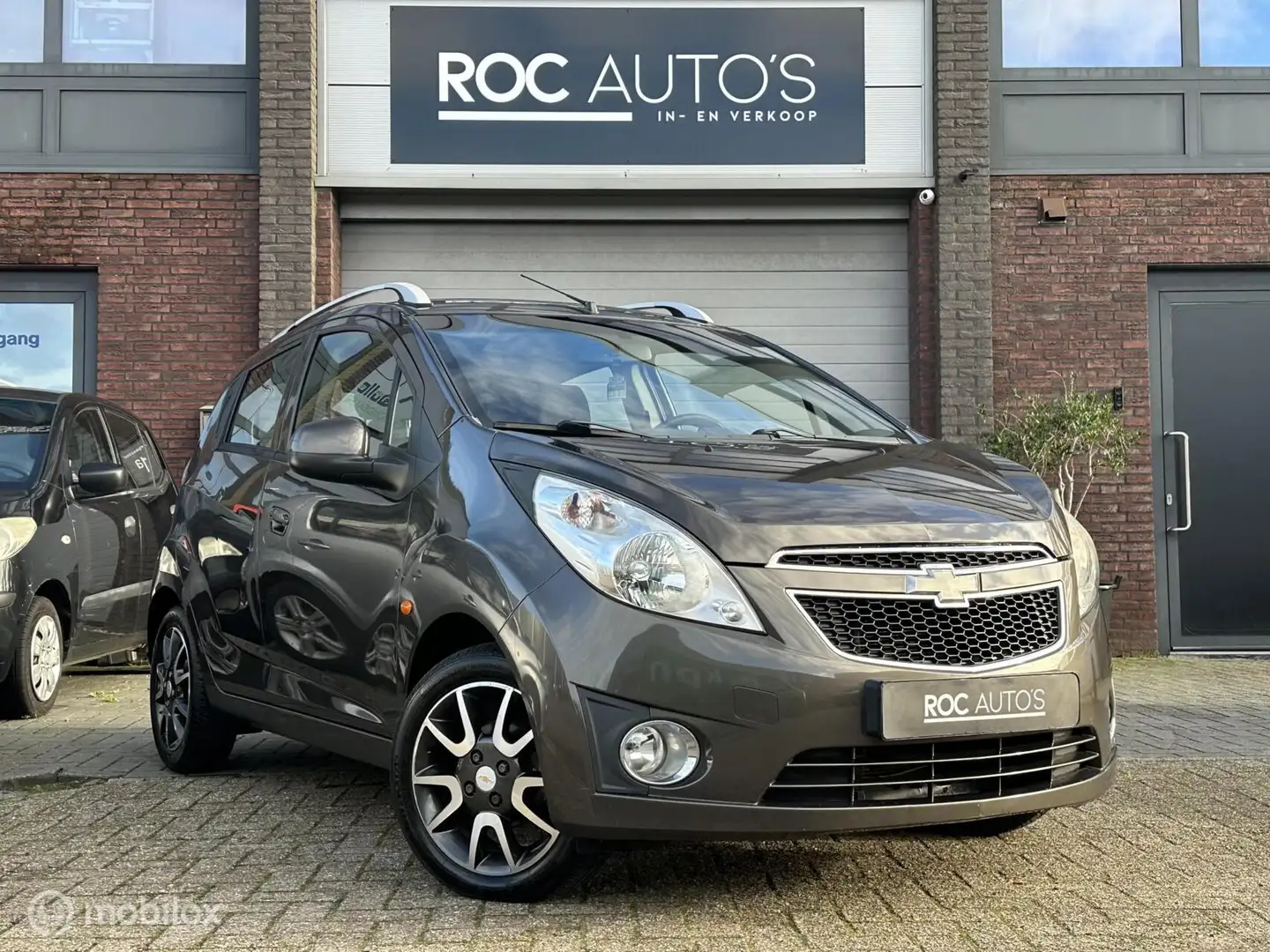 Chevrolet Spark 1.2 16V LT | Airco | Elektrische ramen Bruin - 1