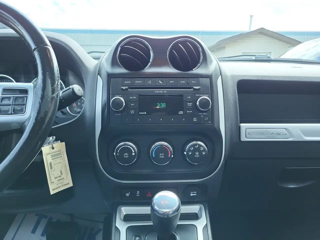 Jeep Compass photo Jeep Compass