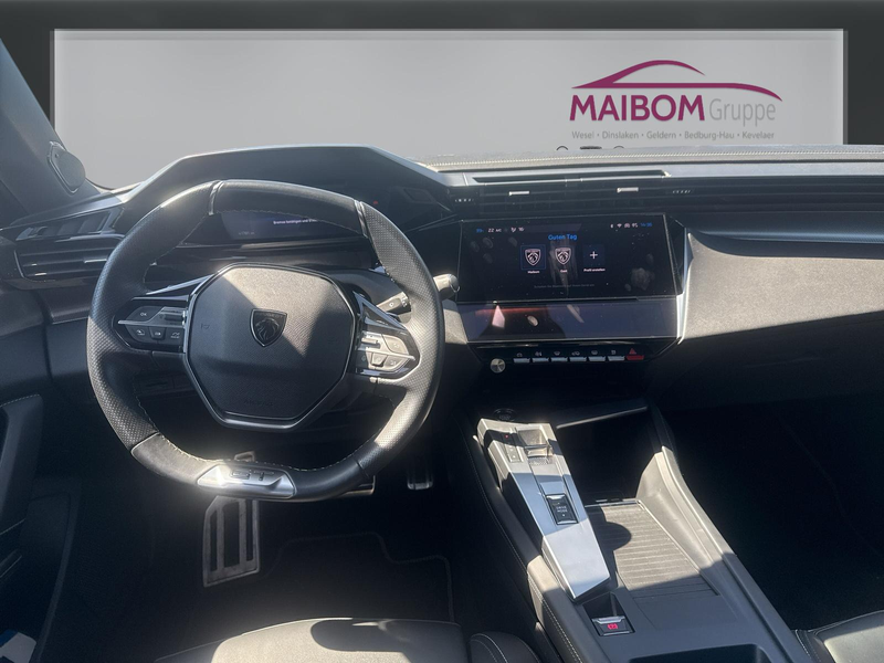 Peugeot 408 Plug in Hybrid 225 GT — photo 14