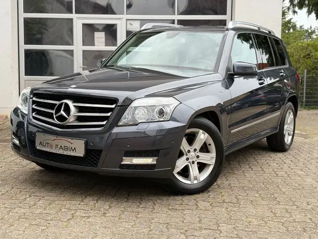 Mercedes-Benz GLK 250 4 MATIC*1.HAND*MEMORY*INNOVATION*SPORT