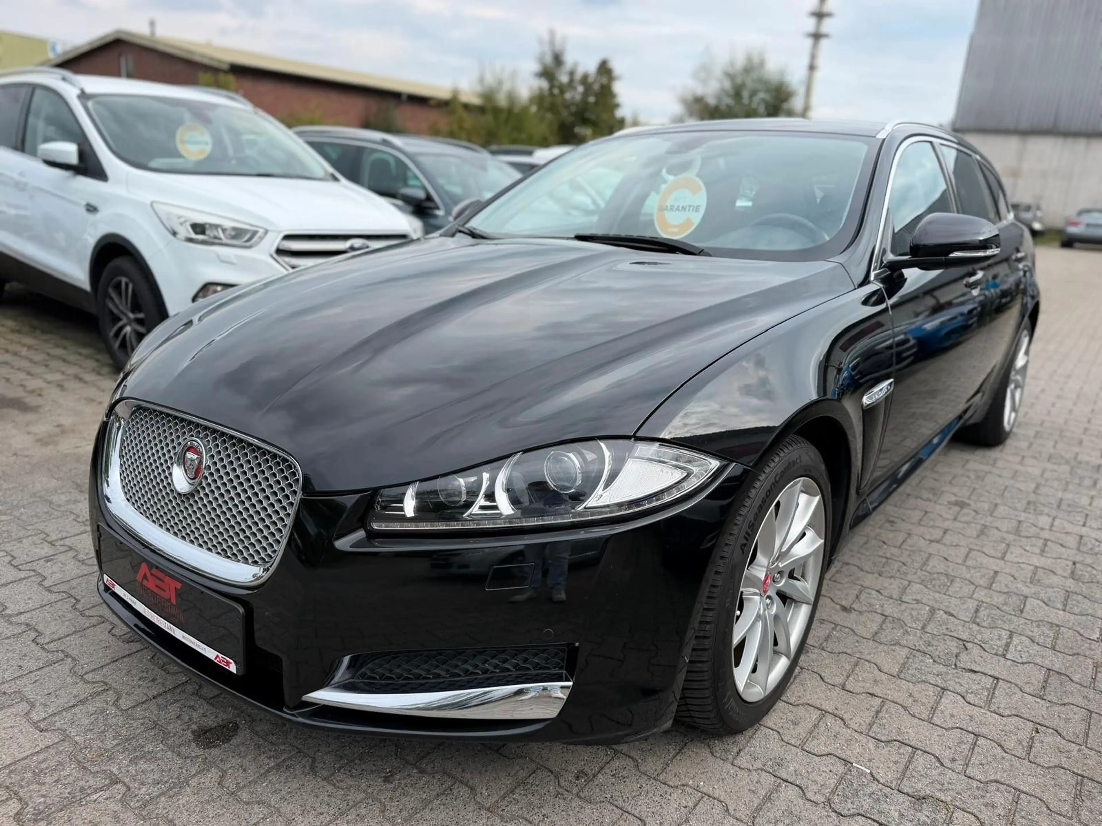Jaguar XF 2.2D, TÜV NEU,Automatik,Navi,PDC,Xenon,AHK — photo 7