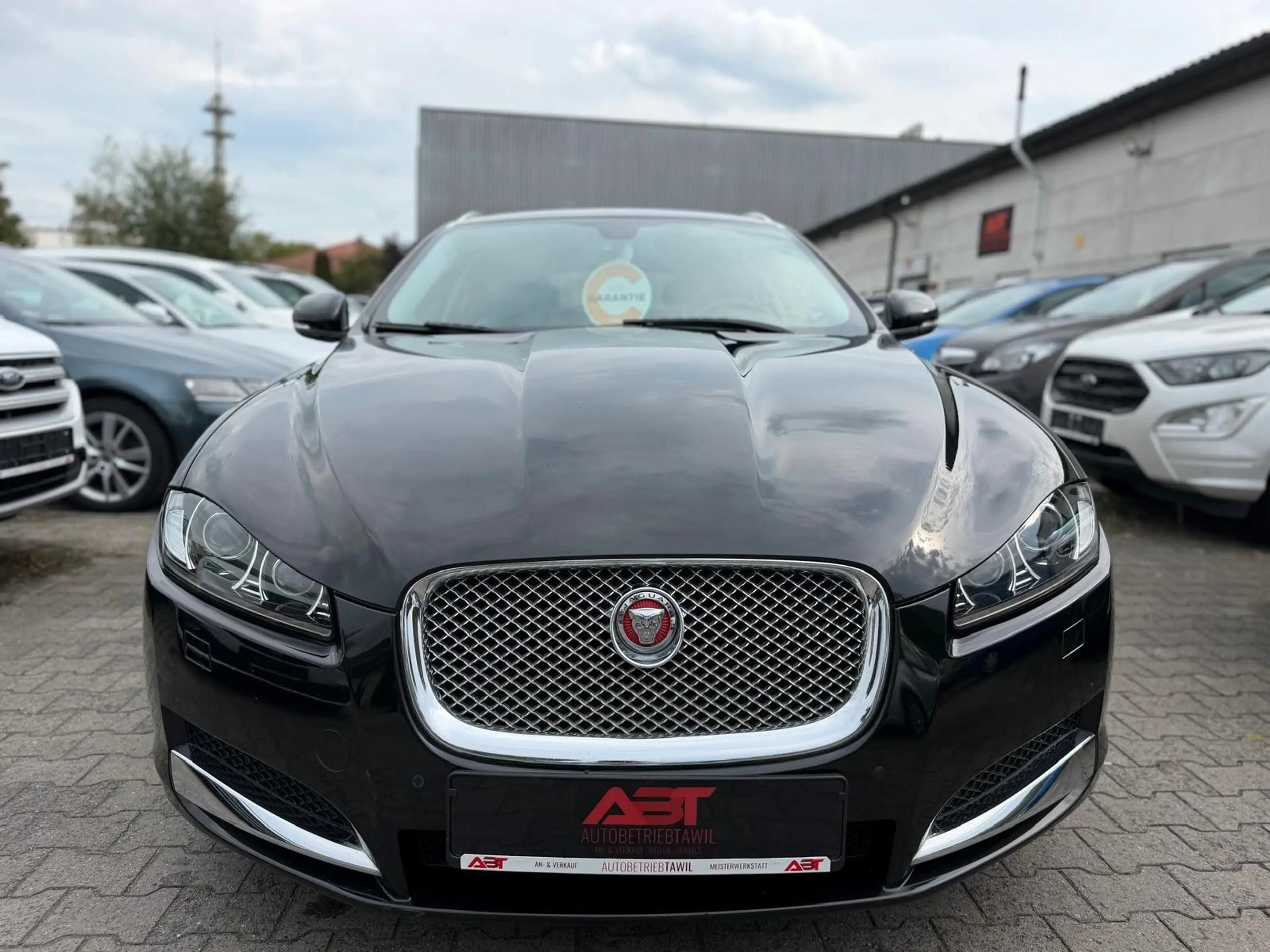 Jaguar XF 2.2D, TÜV NEU,Automatik,Navi,PDC,Xenon,AHK — photo 8