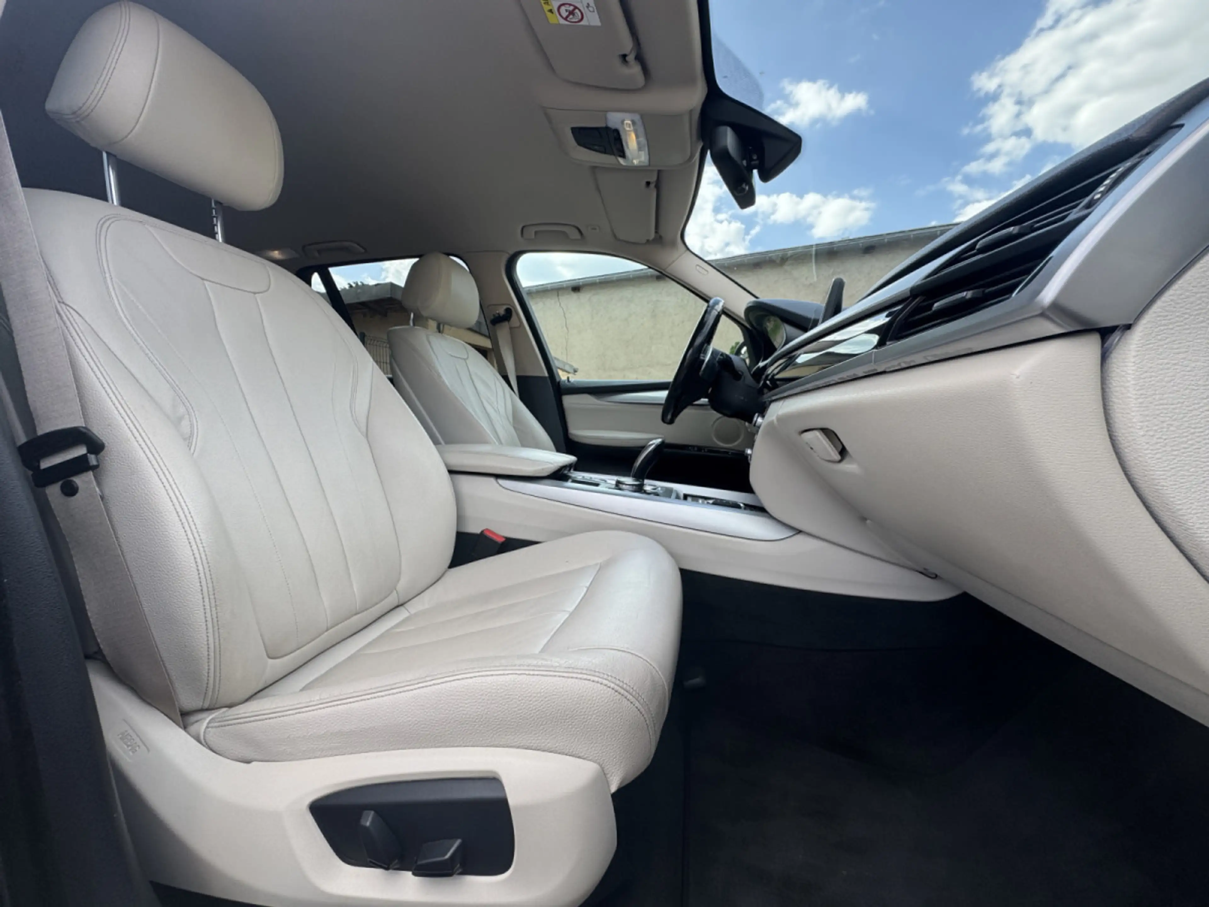 BMW X5 3.0 d xDrive 258cv — photo 11