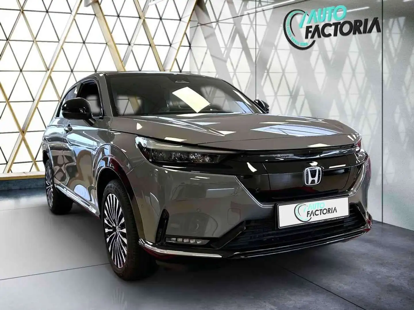 Honda e:Ny1 BEV 204CV BVA+T.PANO+GPS+CAM360+LED+OPTS Gris - 2