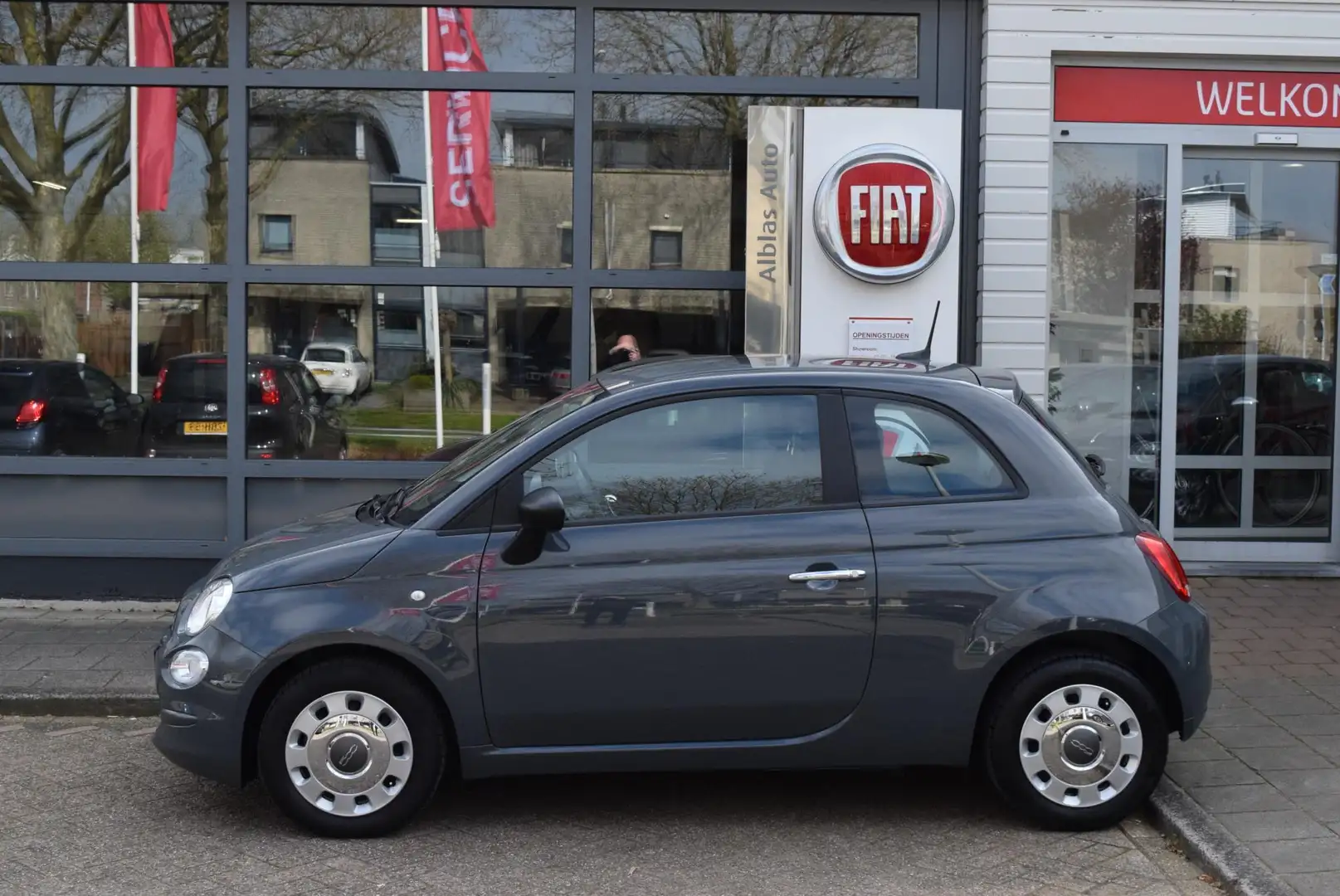 Fiat 500 85pk Turbo Young|Cruise control|Bluetooth Grijs - 2