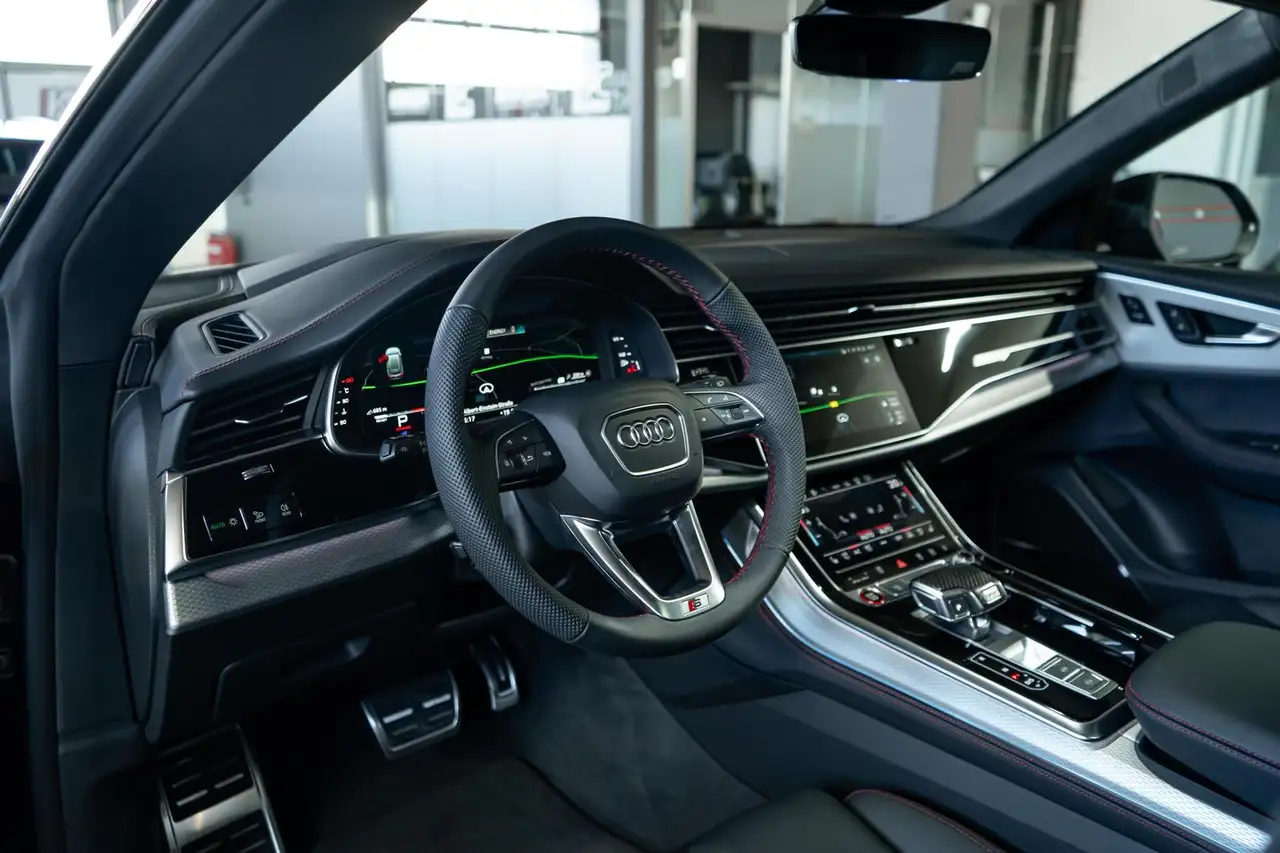 Audi SQ8 4.0 TFSI quattro AHK PANO LHZ B&O STHZ ABT 14