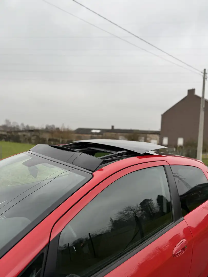 Fiat Punto 1.2i Young / Euro 6 b / Prête à immatriculer - 1