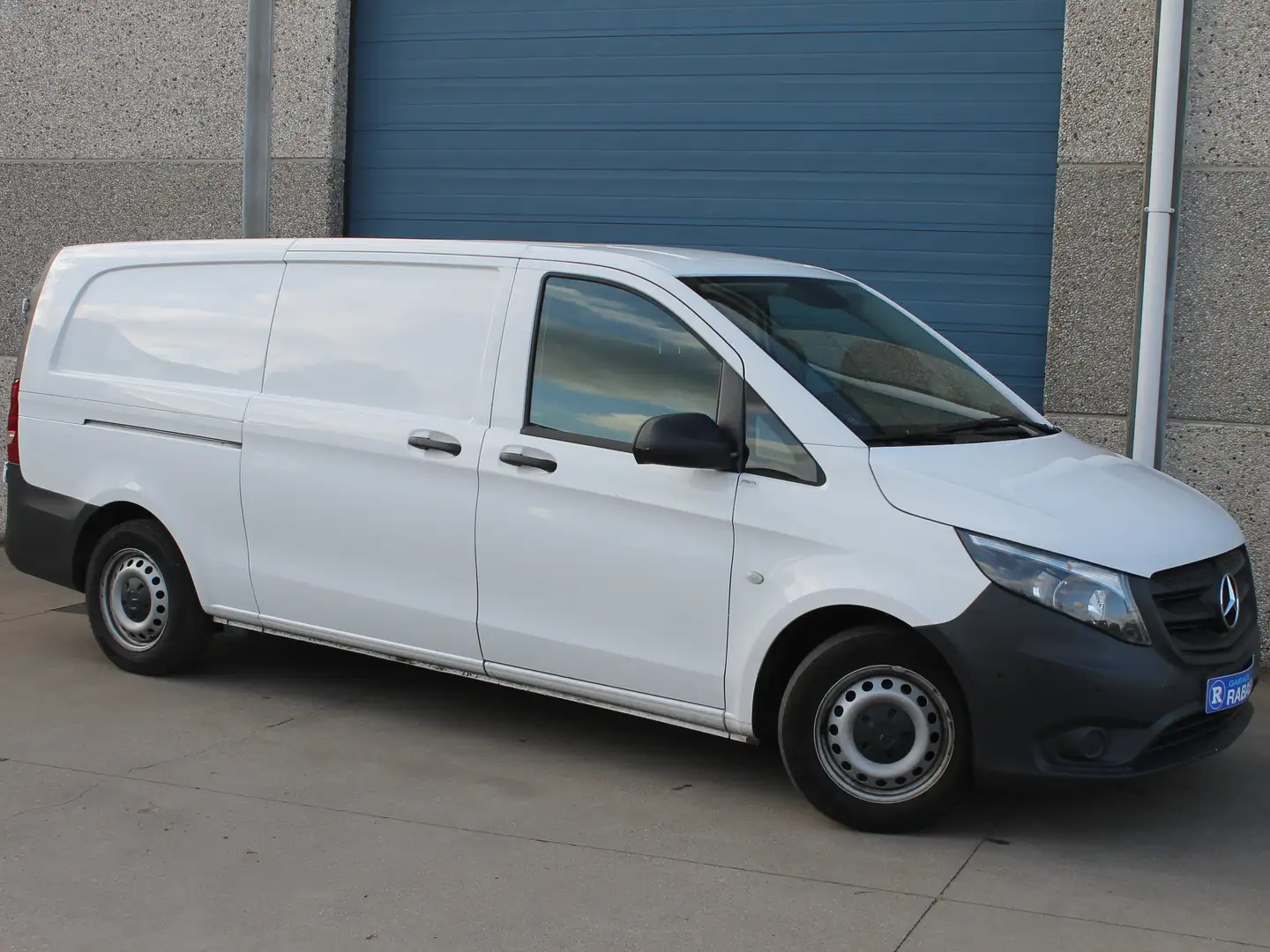 Mercedes-Benz Vito 116cdi-Ingericht opbergsysteem-navi-tekhaak -camer Blanc - 1