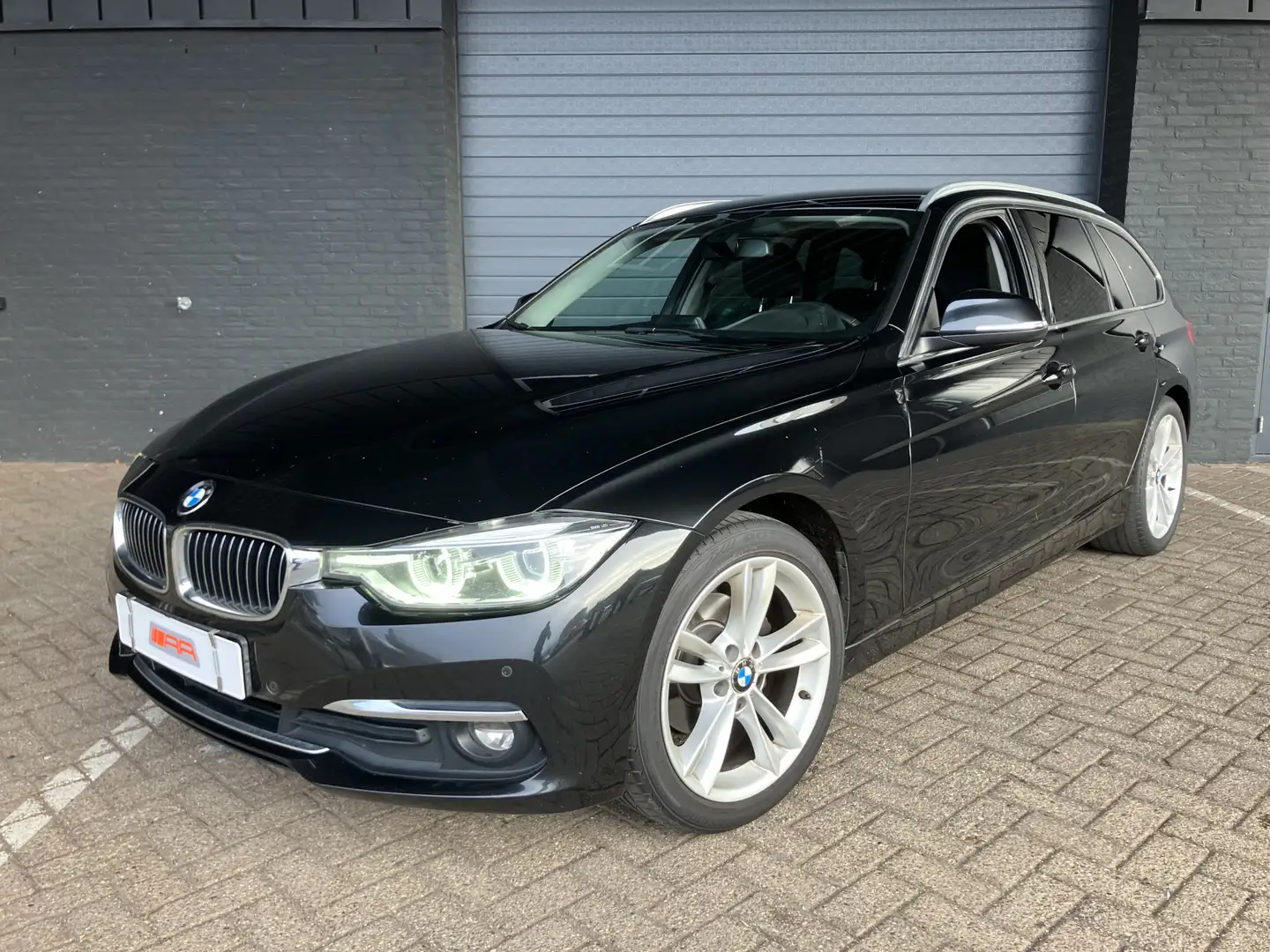 BMW 318 3-serie Touring 318d Executive XENON-LEDER-NAVI Noir - 2