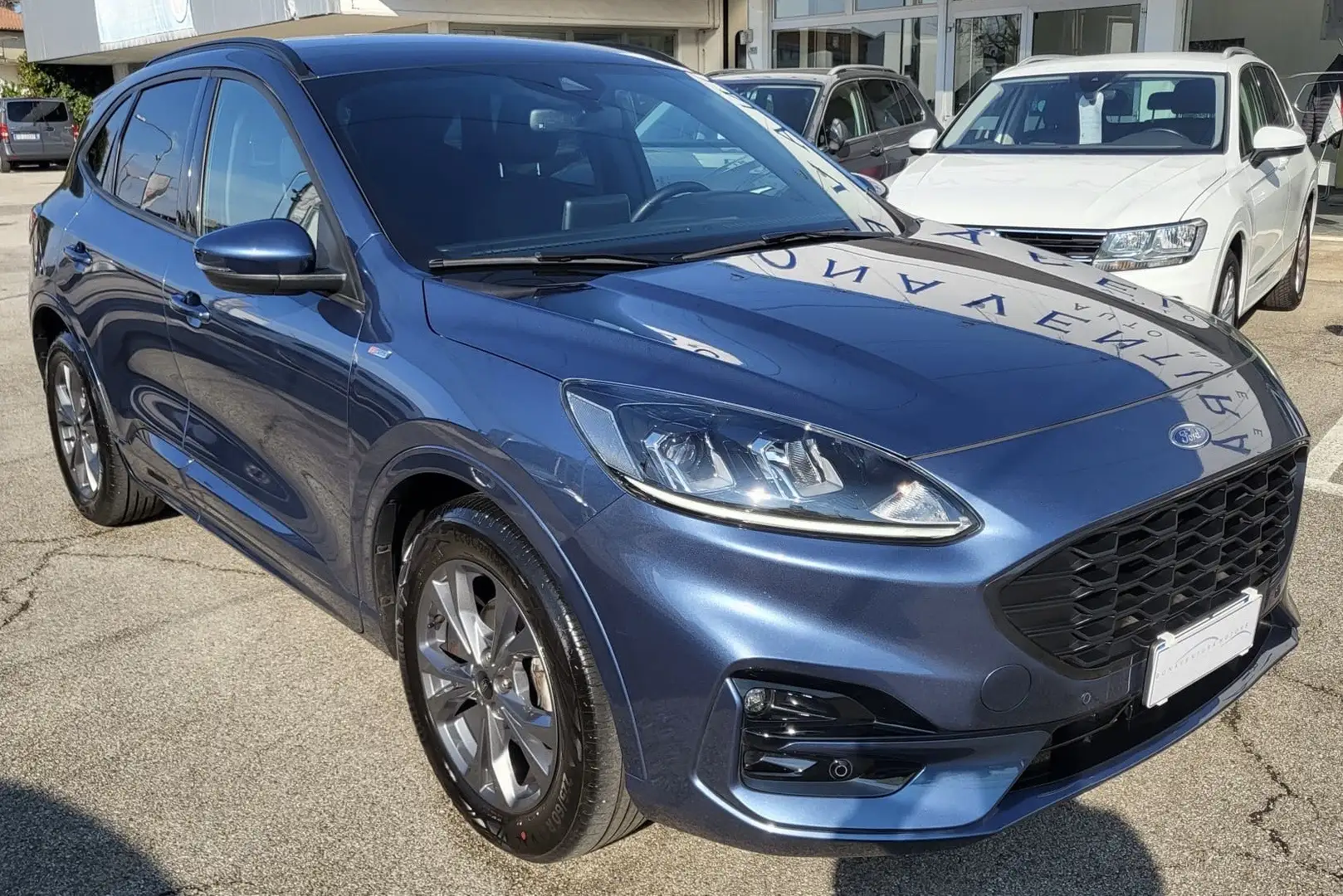 Ford Kuga 1.5 ecoblue ST-Line 2wd 120cv auto Blu/Azzurro - 1