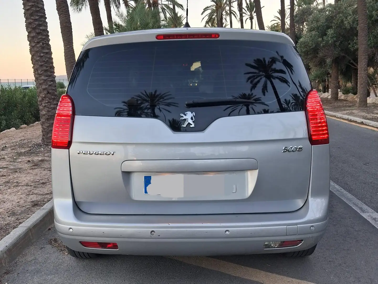 Peugeot 5008 5008 2.0HDI FAP Business Line Business Line Gris - 2