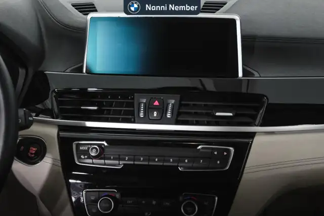 BMW X1 view 11