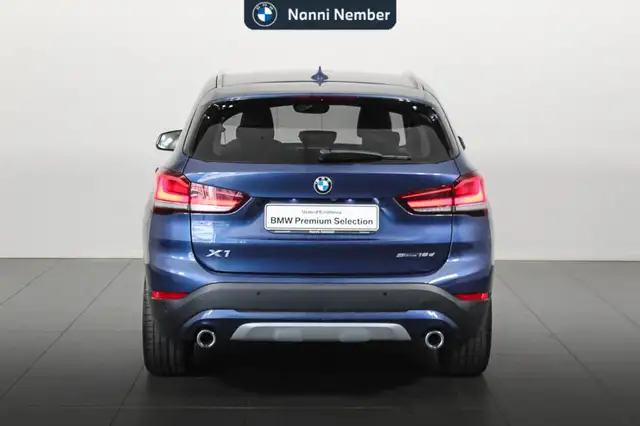BMW X1 view 4
