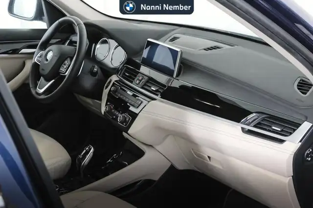 BMW X1 view 8
