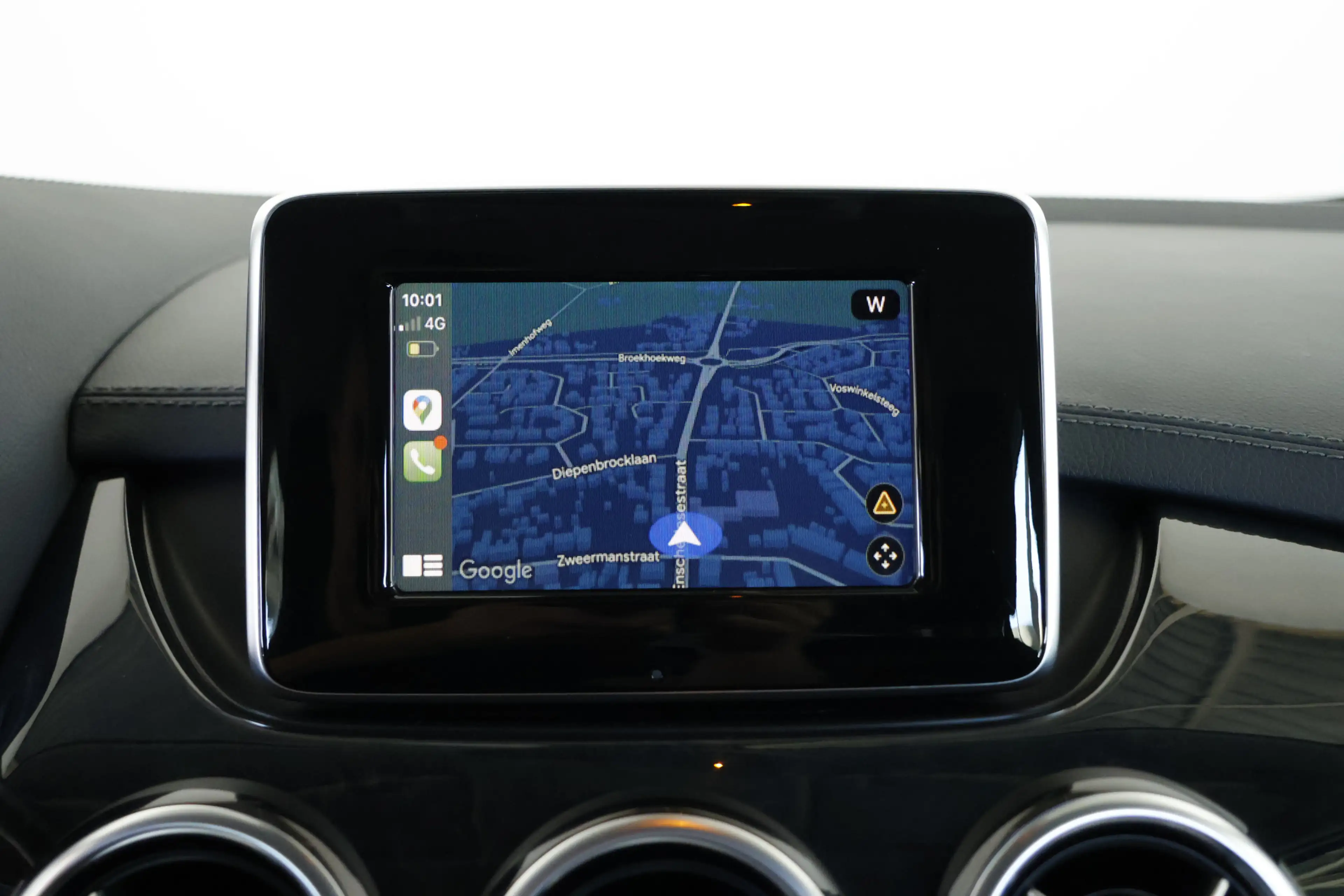 Mercedes-Benz B 180 Prestige / Leder / CarPlay / Trekhaak / Cruisecont — photo 18