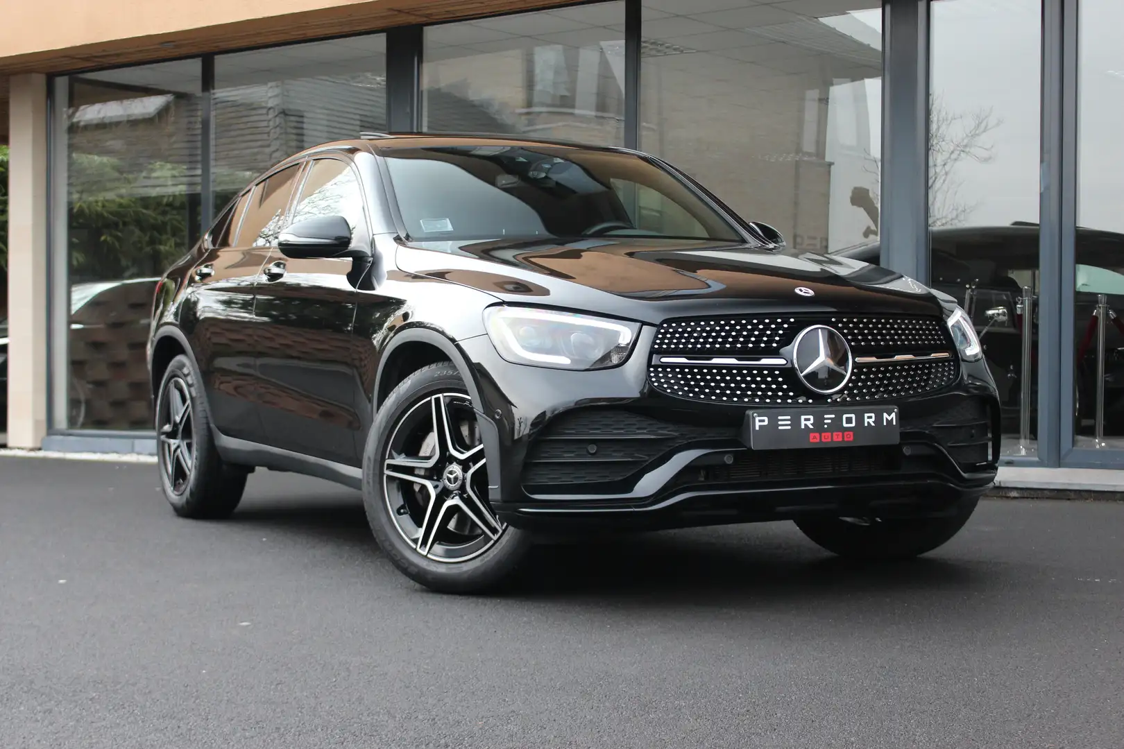 Mercedes-Benz GLC 200 COUPÉ 200 AMG*4MATIC*OPEN DAK*ACC*BURMESTER*FULL* Schwarz - 2
