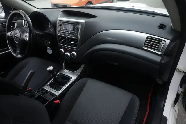 Subaru Impreza view 8