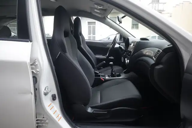 Subaru Impreza view 10