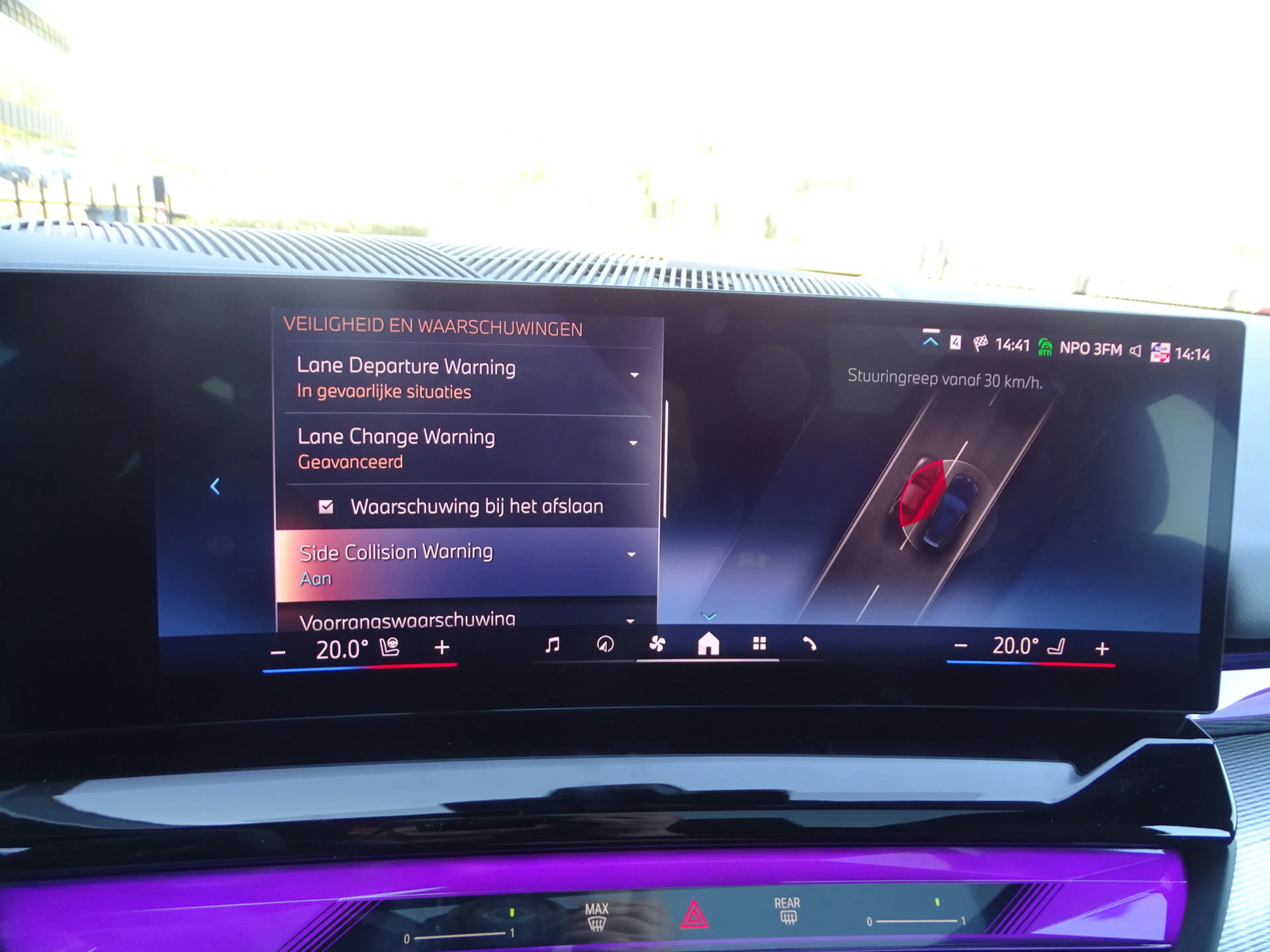 BMW 550 5-serie Touring 550e xDrive M Sport Pro Pano.Dak M — photo 47