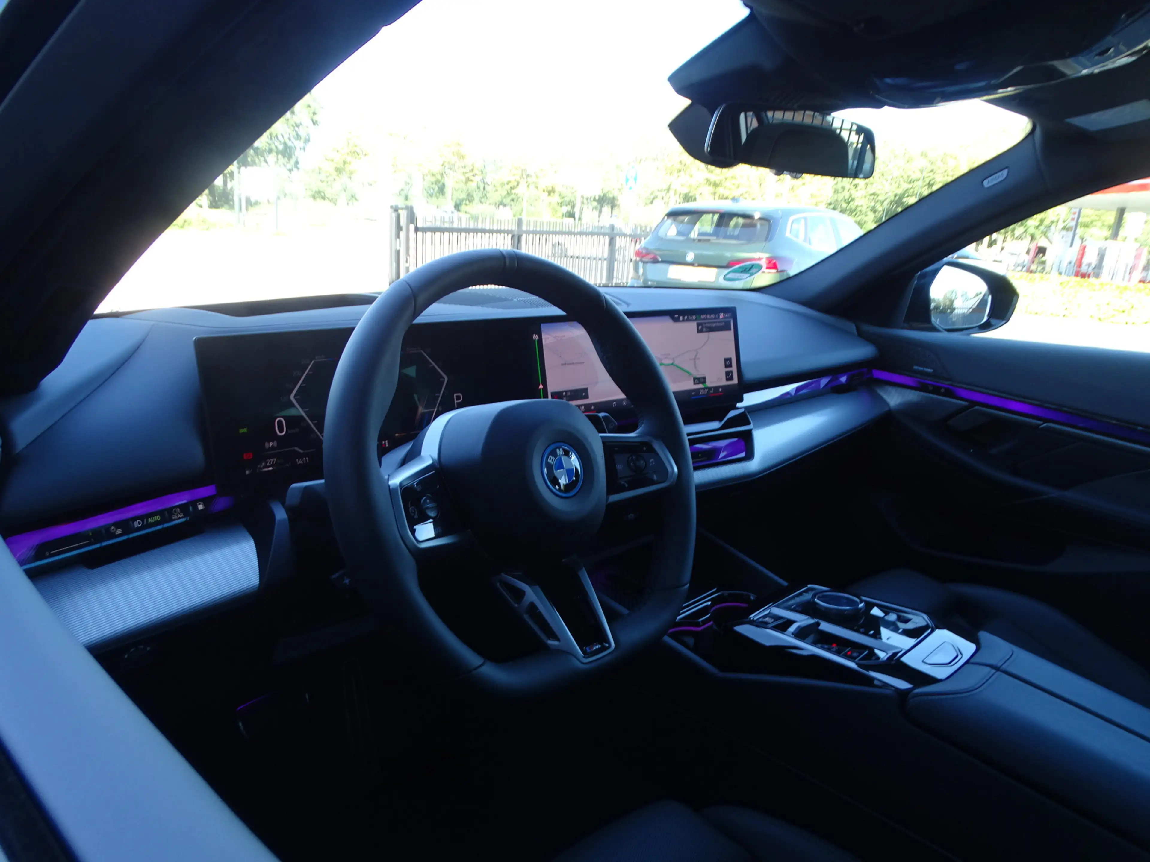 BMW 550 5-serie Touring 550e xDrive M Sport Pro Pano.Dak M — photo 25