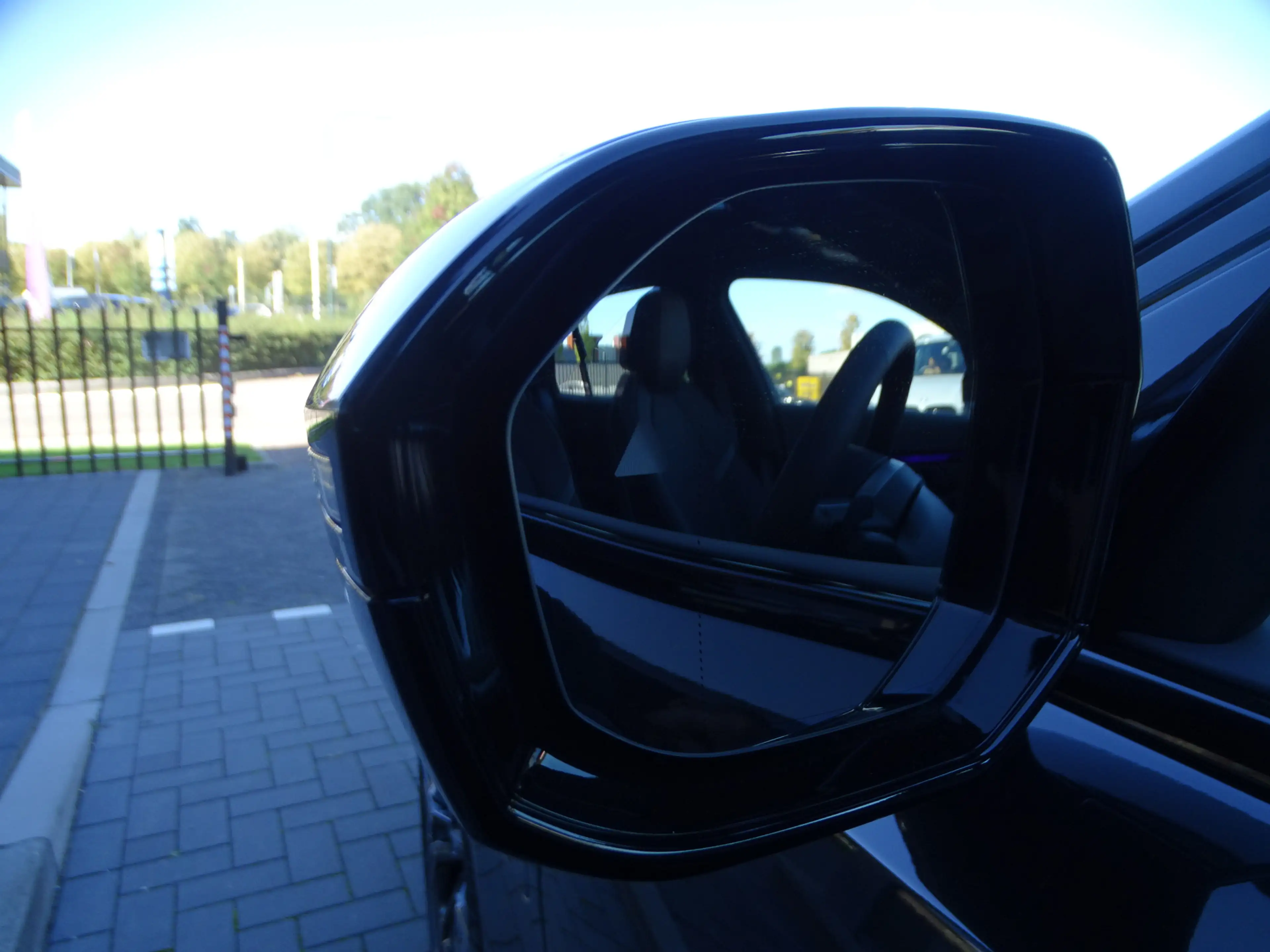BMW 550 5-serie Touring 550e xDrive M Sport Pro Pano.Dak M — photo 23