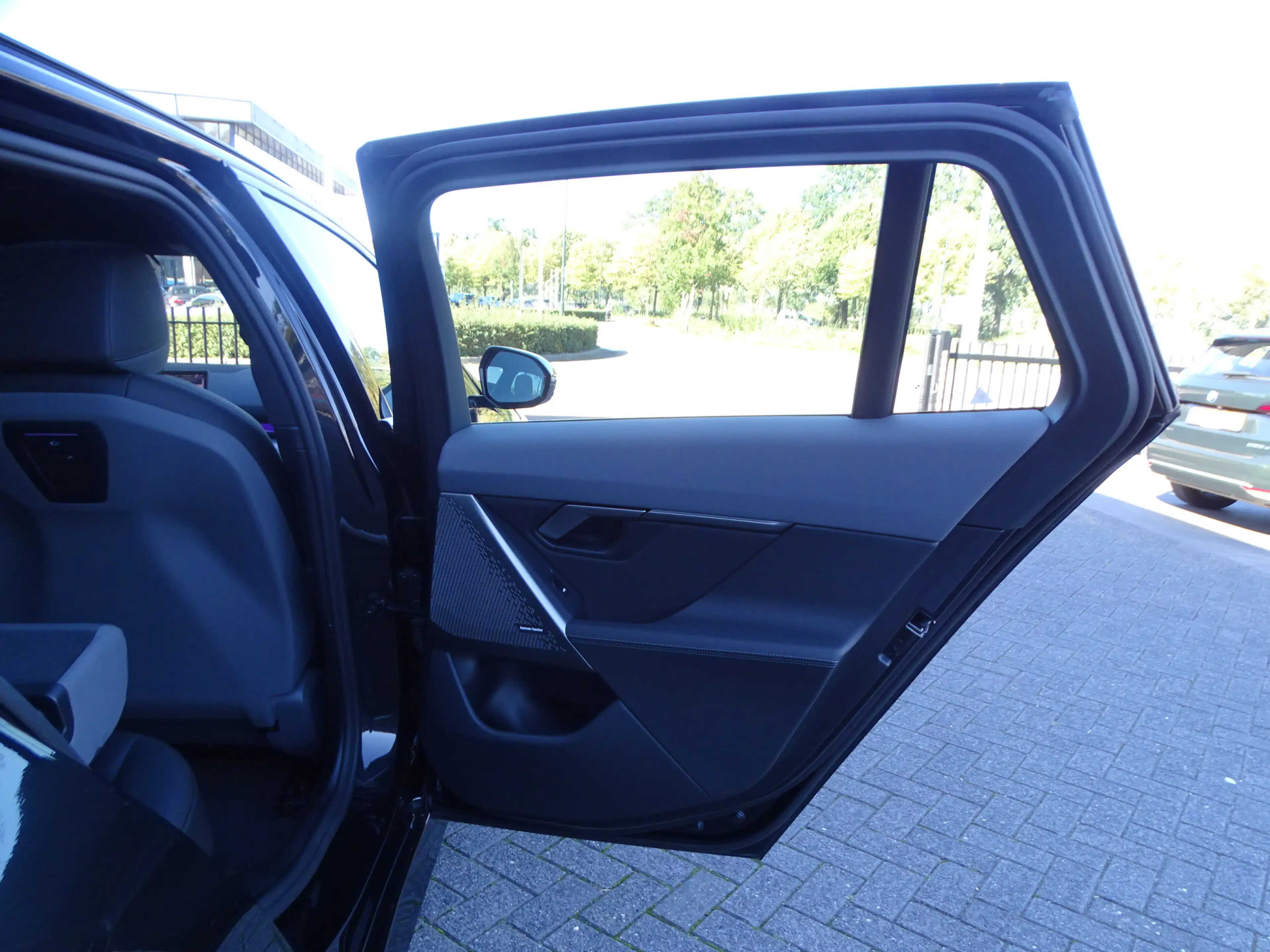 BMW 550 5-serie Touring 550e xDrive M Sport Pro Pano.Dak M — photo 15