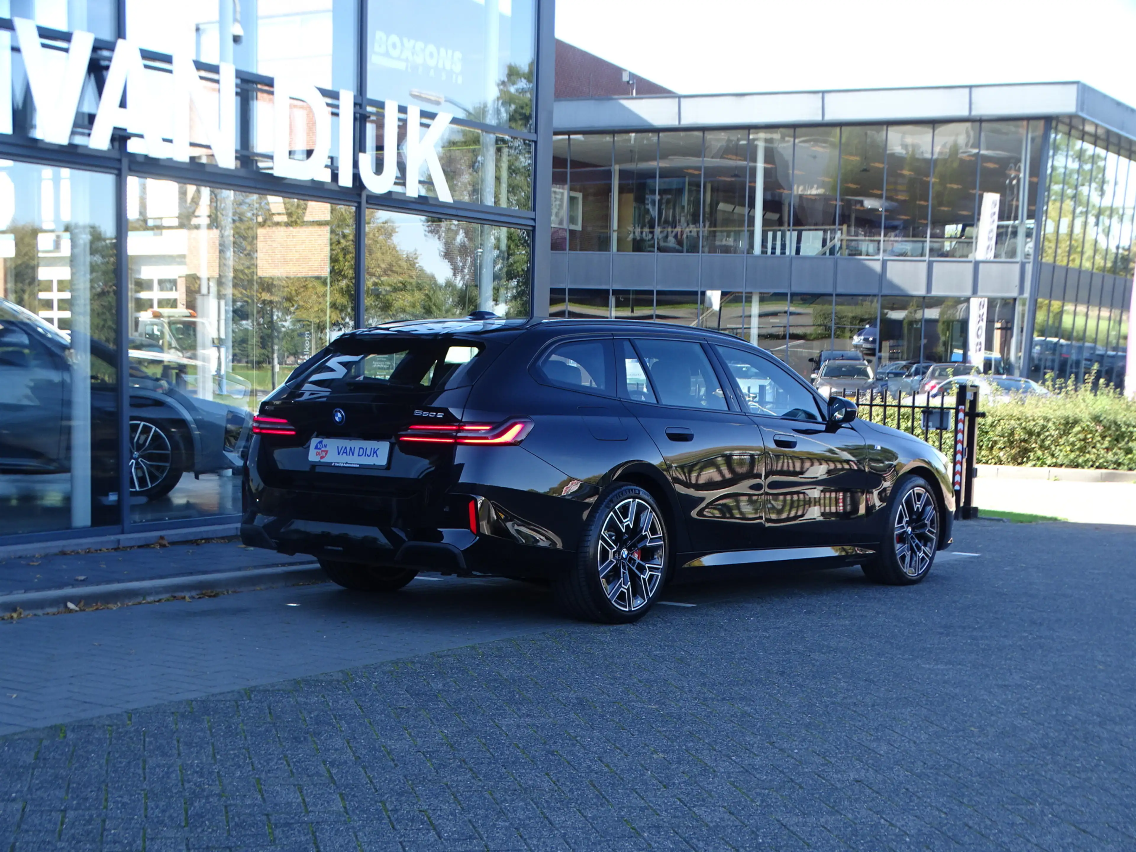 BMW 550 5-serie Touring 550e xDrive M Sport Pro Pano.Dak M — photo 6
