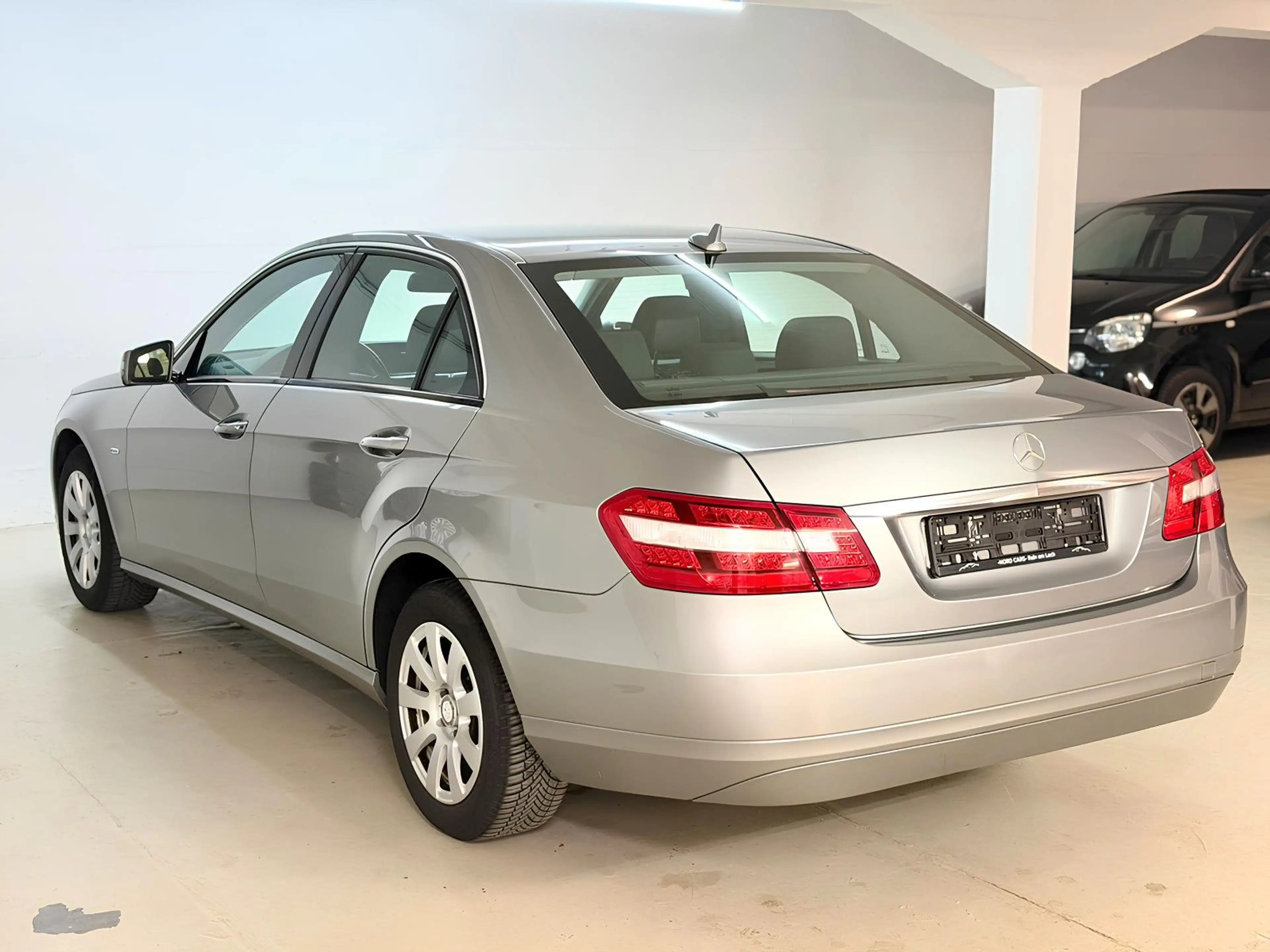 Mercedes-Benz E 220 CDI *2.HAND *TEMPO *SHZ *XNN *TÜV NEU — photo 7