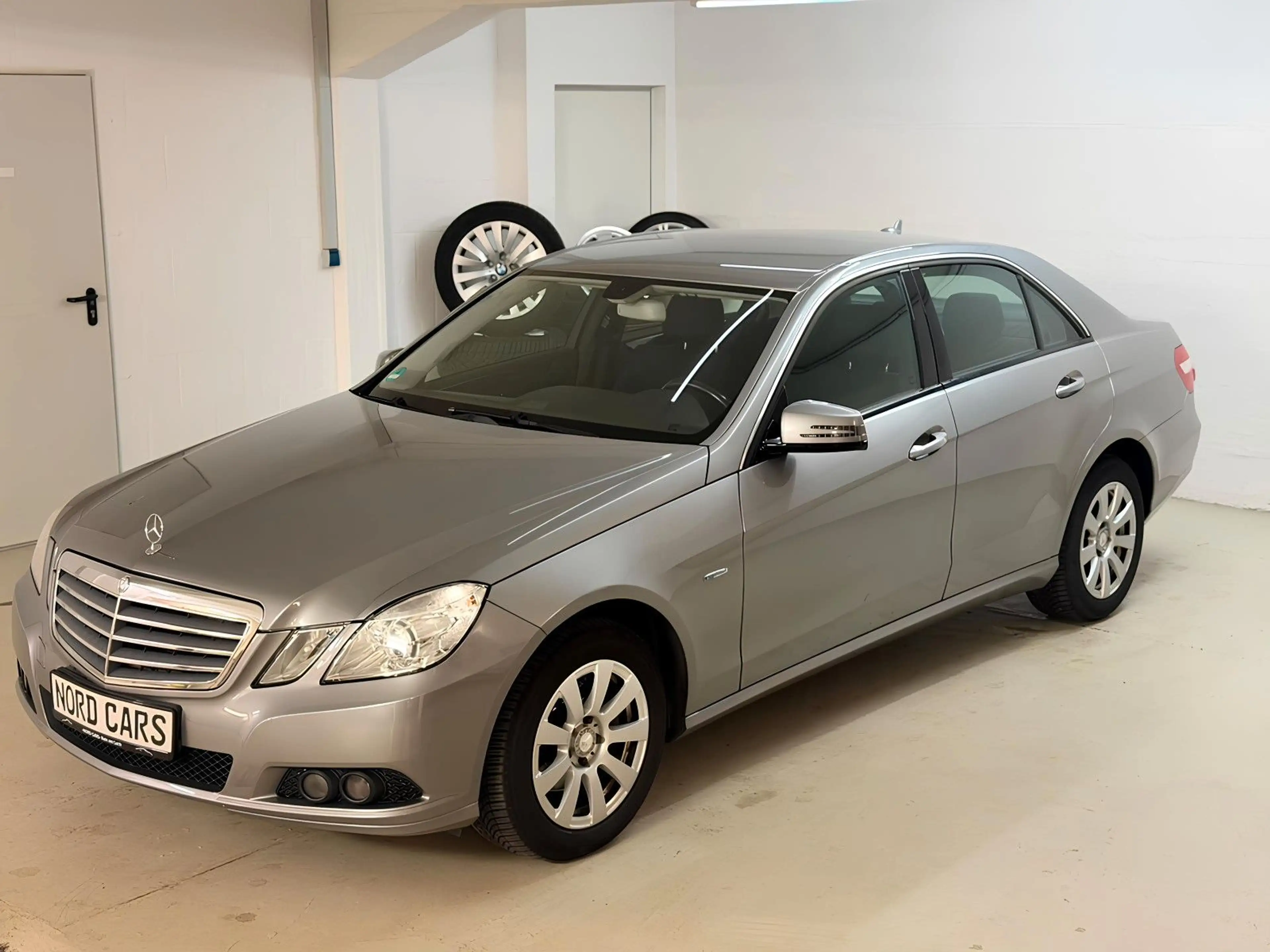 Mercedes-Benz E 220 CDI *2.HAND *TEMPO *SHZ *XNN *TÜV NEU — photo 4