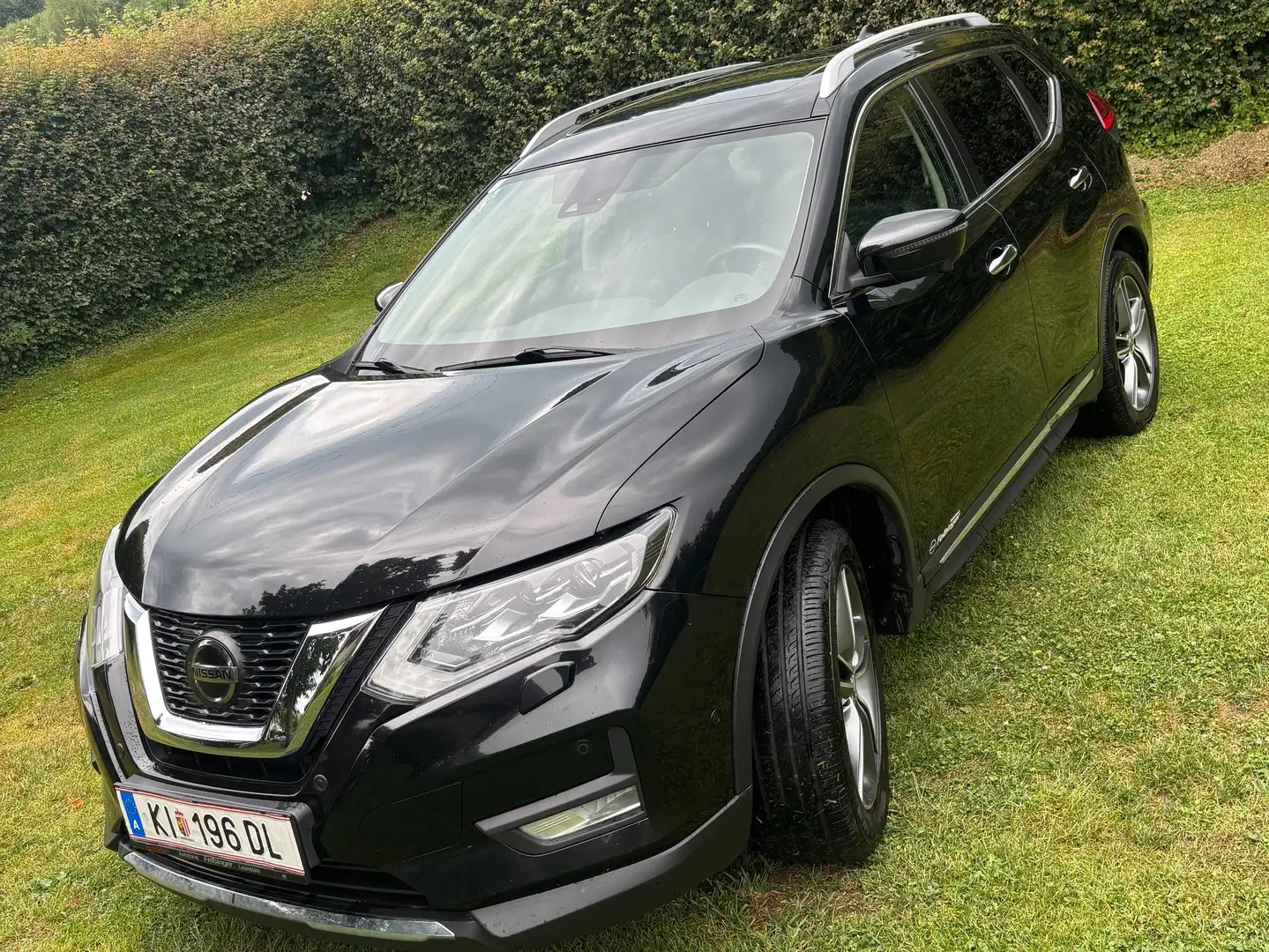 Nissan X-Trail X-TRAIL 1,7dCi N-Connecta N-Connecta Schwarz - 1
