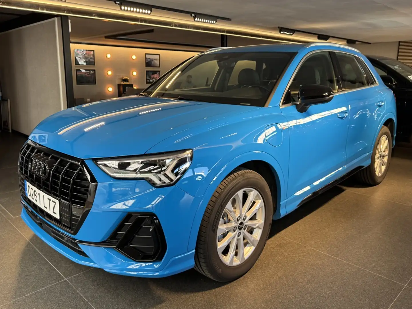 Audi Q3 45 TFSIe S line S-tronic Azul - 1