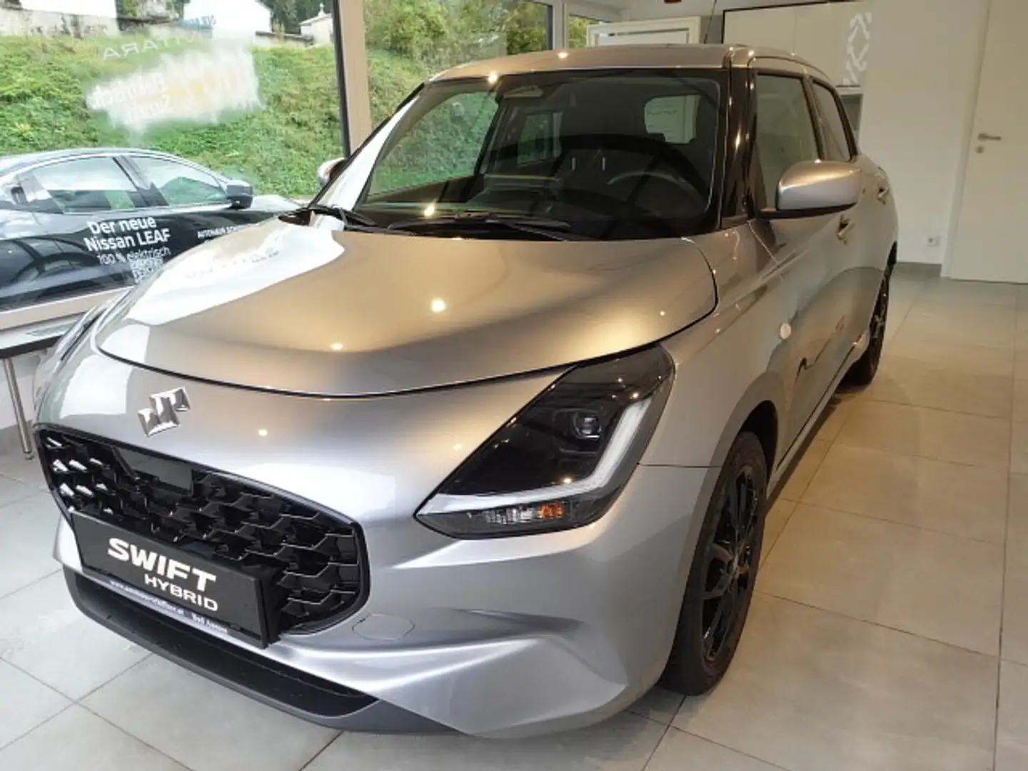 Suzuki Swift 1,2 Hybrid Shine Silber - 2