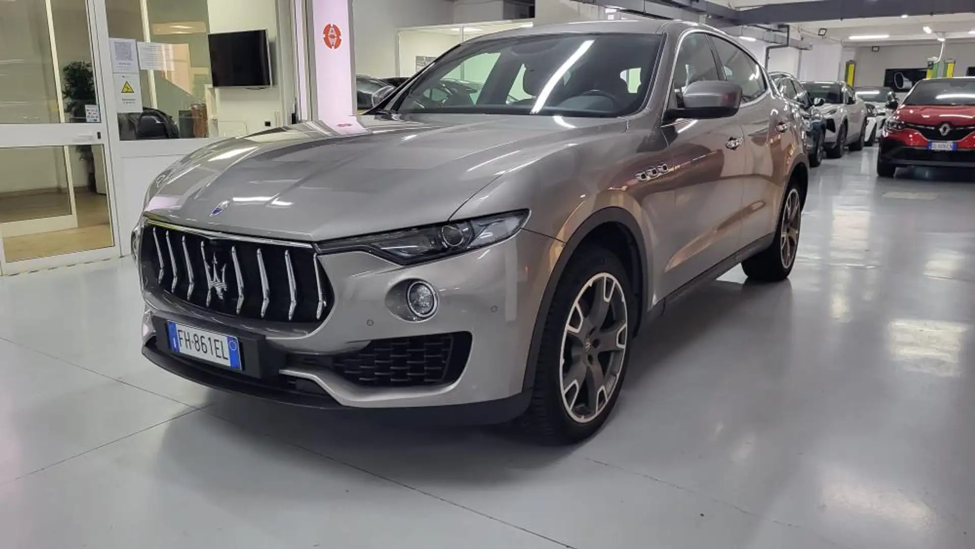 Maserati Levante 3.0 V6 275cv auto Gris - 1
