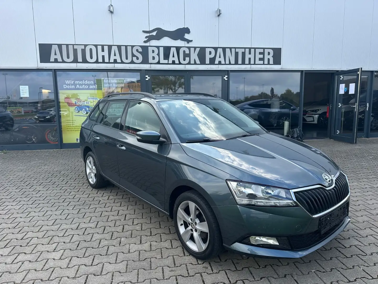 Skoda Fabia Combi Cool Plus 1Hand Alu PDC Grau - 1