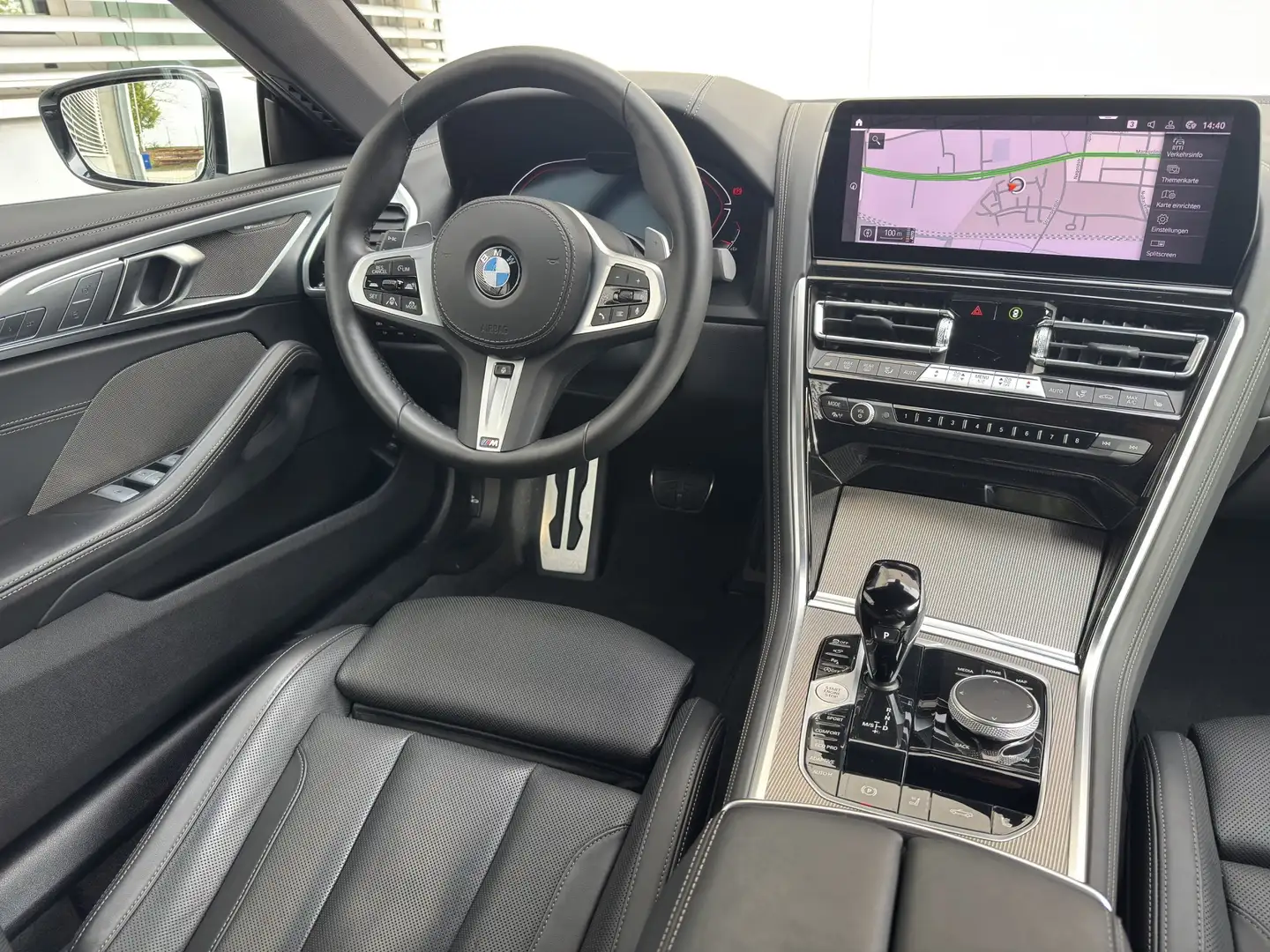 BMW 840 i Cabrio M Paket Laser Navi DrivAsPro FernLiA Weiß - 2
