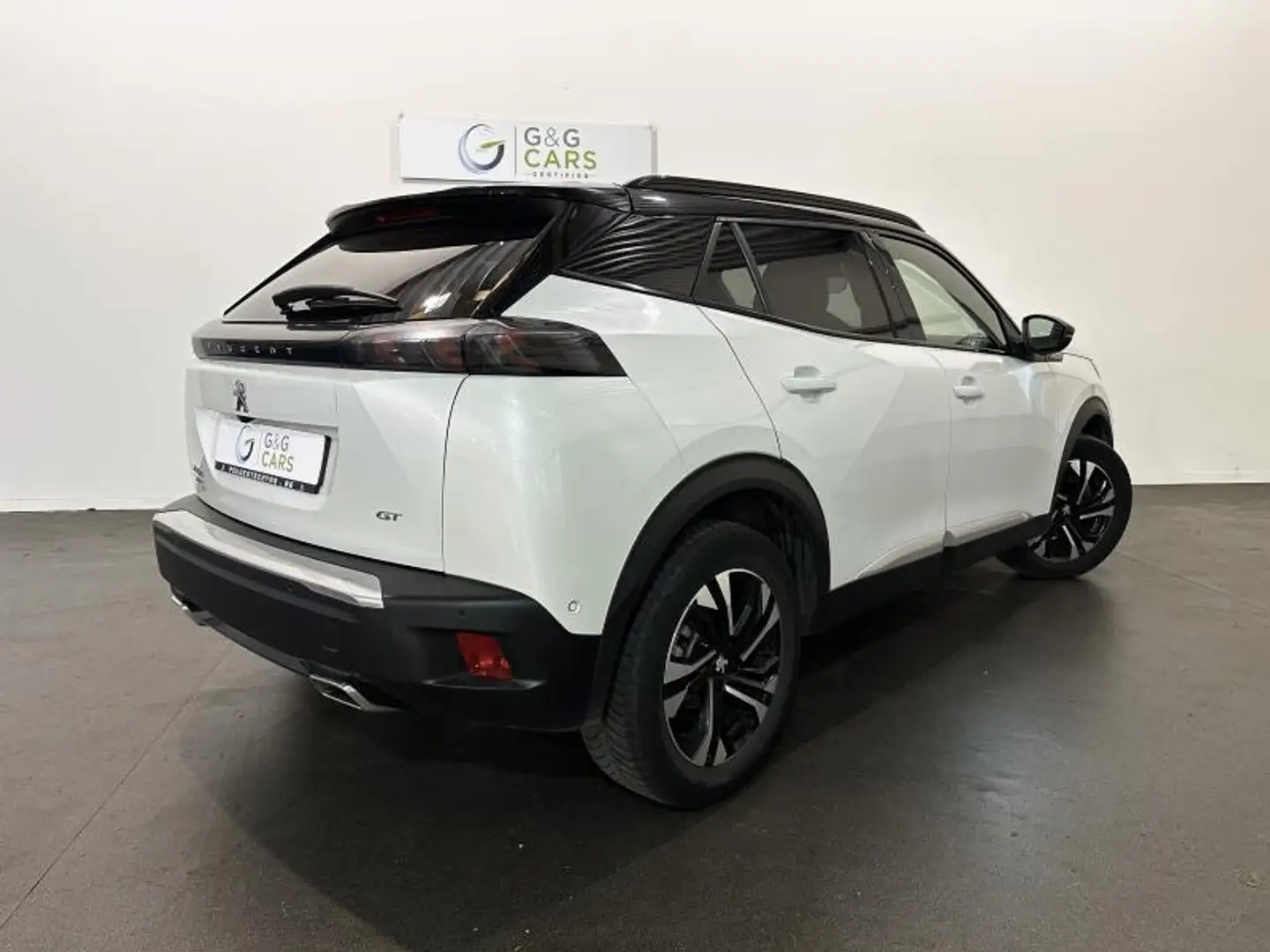 Peugeot 2008 II GT Blanc - 2