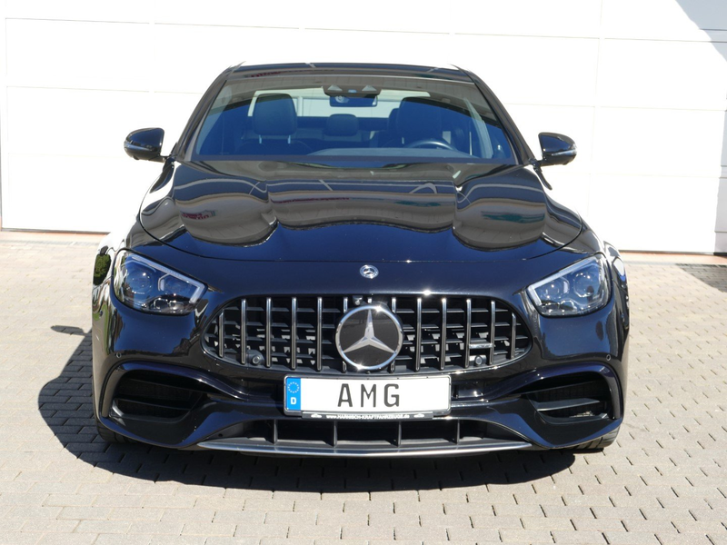 Mercedes-Benz E 63 AMG S 4MATIC+ * Perf.Abgas+Panor.dach+Distr — photo 2
