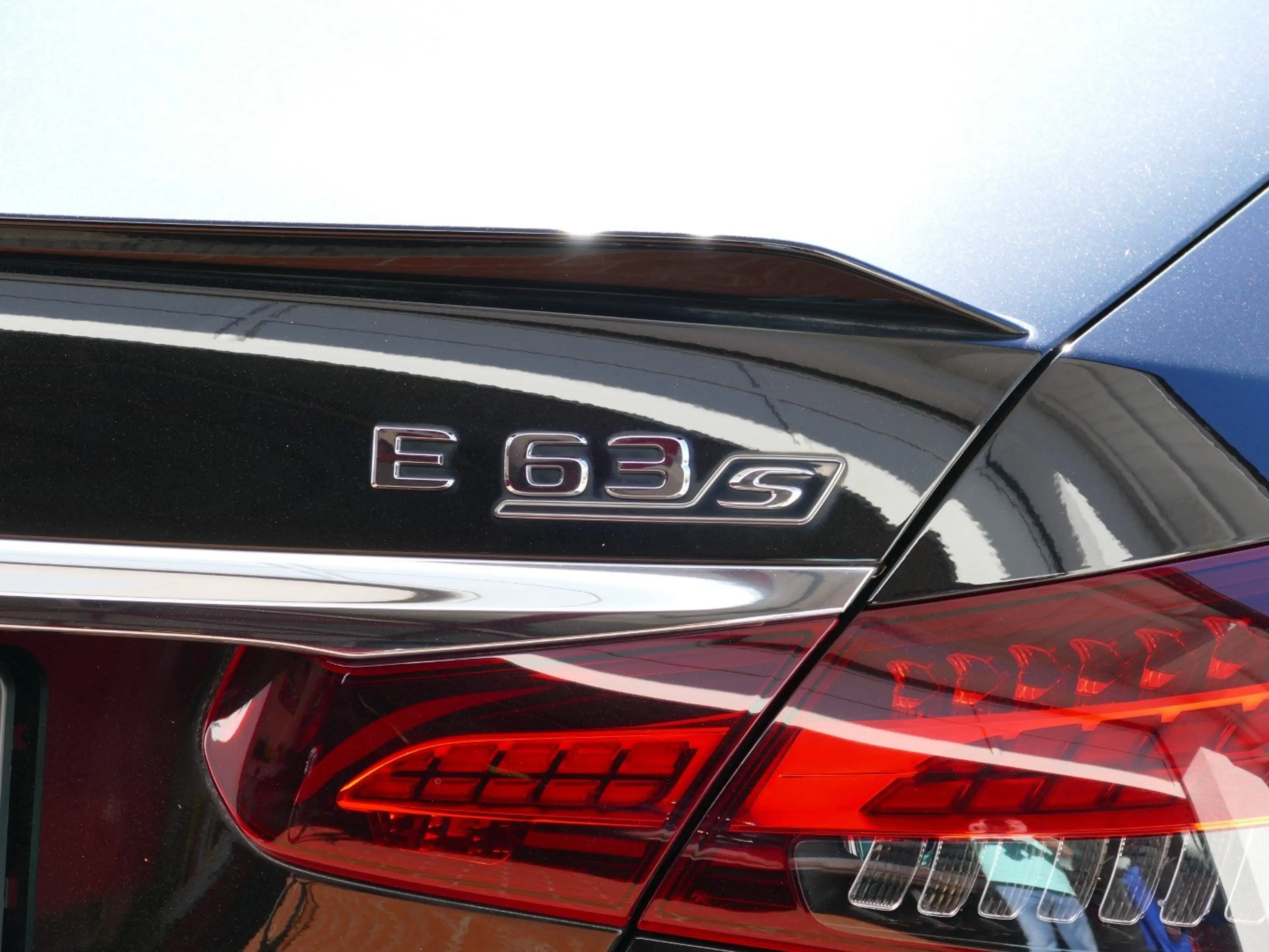 Mercedes-Benz E 63 AMG S 4MATIC+ * Perf.Abgas+Panor.dach+Distr — photo 9