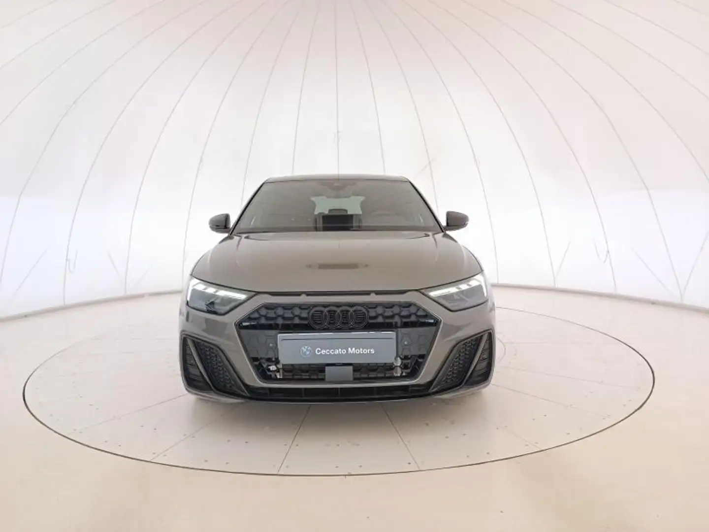 Audi A1 Sportback 35 1.5 tfsi Identity Black s-tronic Grigio - 2