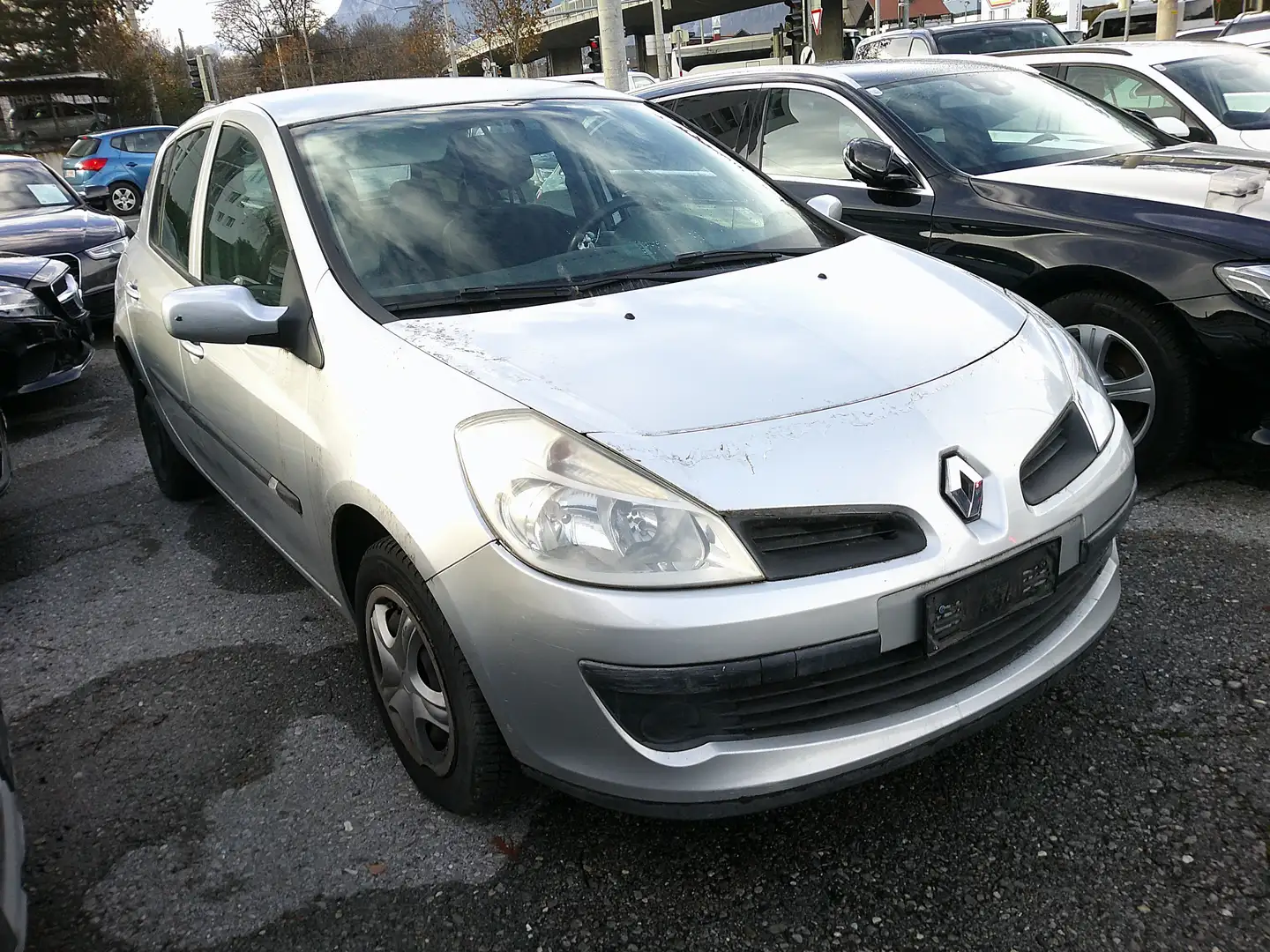 Renault Clio Authentique Grau - 2