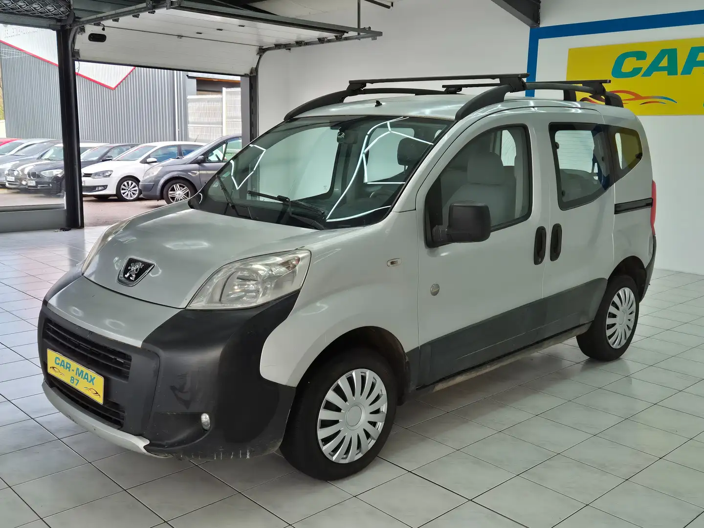 Peugeot Bipper Bipper Tepee 1.4 HDi 70ch BLUE LION Outdoor Grau - 2