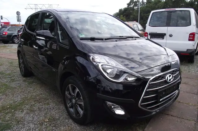 Hyundai iX20 YES! Plus  Automatik , Navi