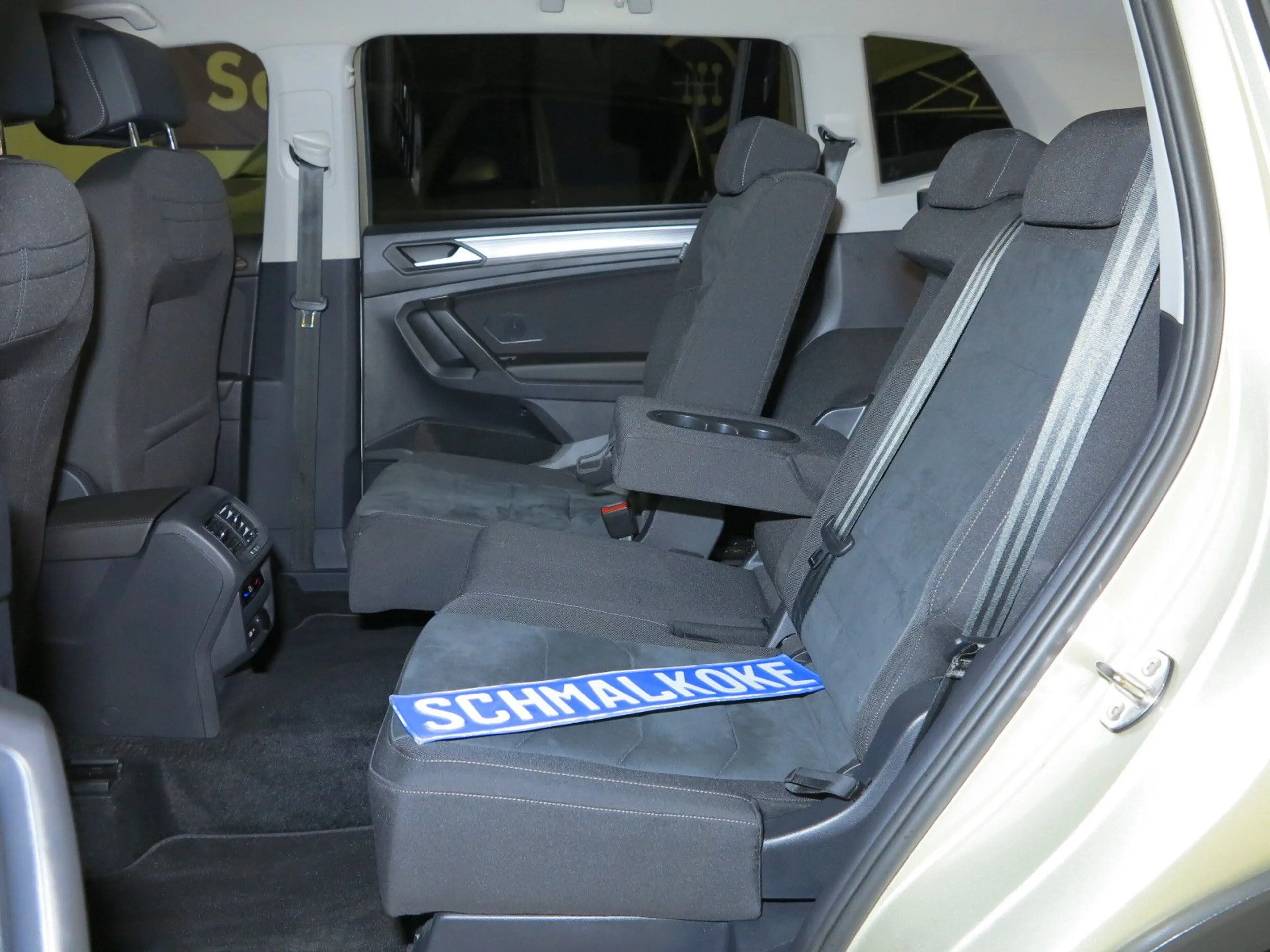 Volkswagen Tiguan Allspace 2.0 TDI SCR 4Mot DSG7 Elegance — photo 5