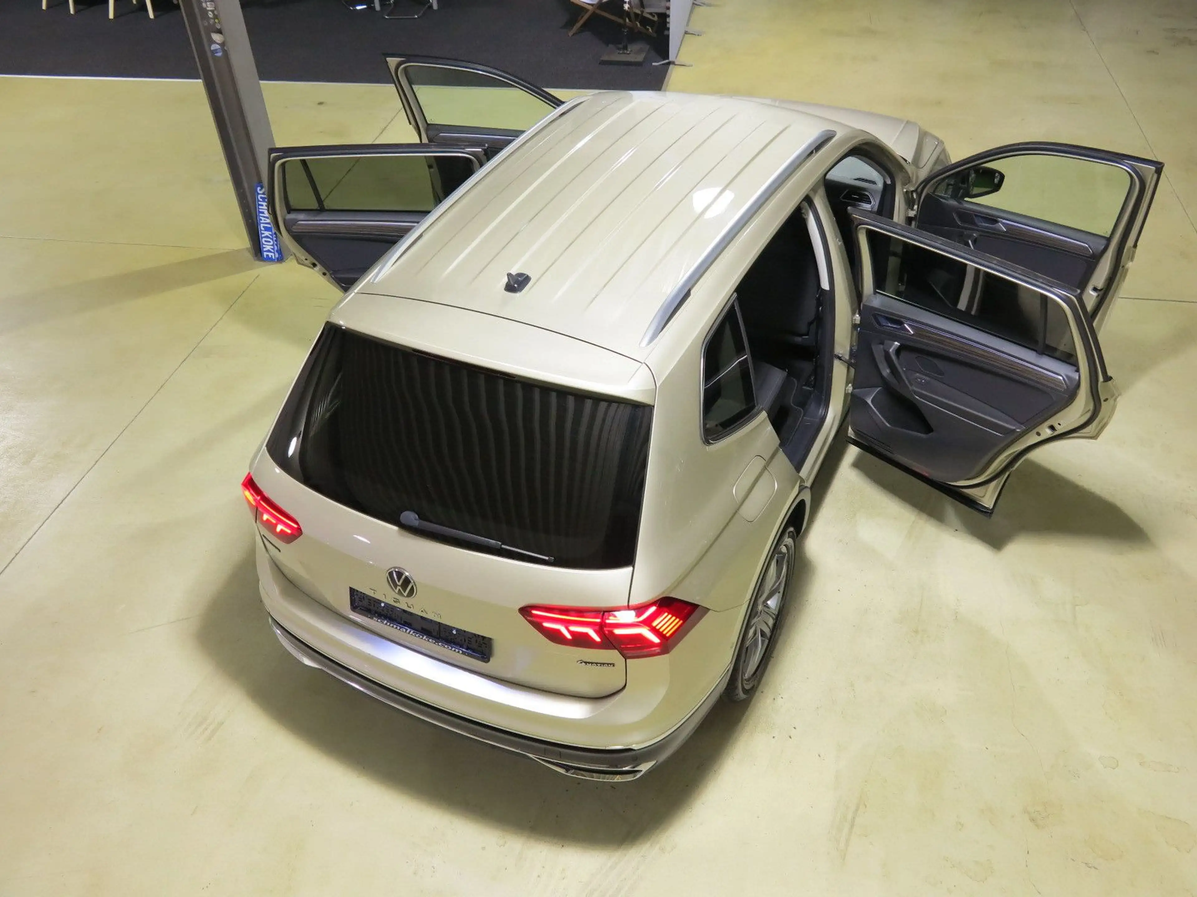 Volkswagen Tiguan Allspace 2.0 TDI SCR 4Mot DSG7 Elegance — photo 15