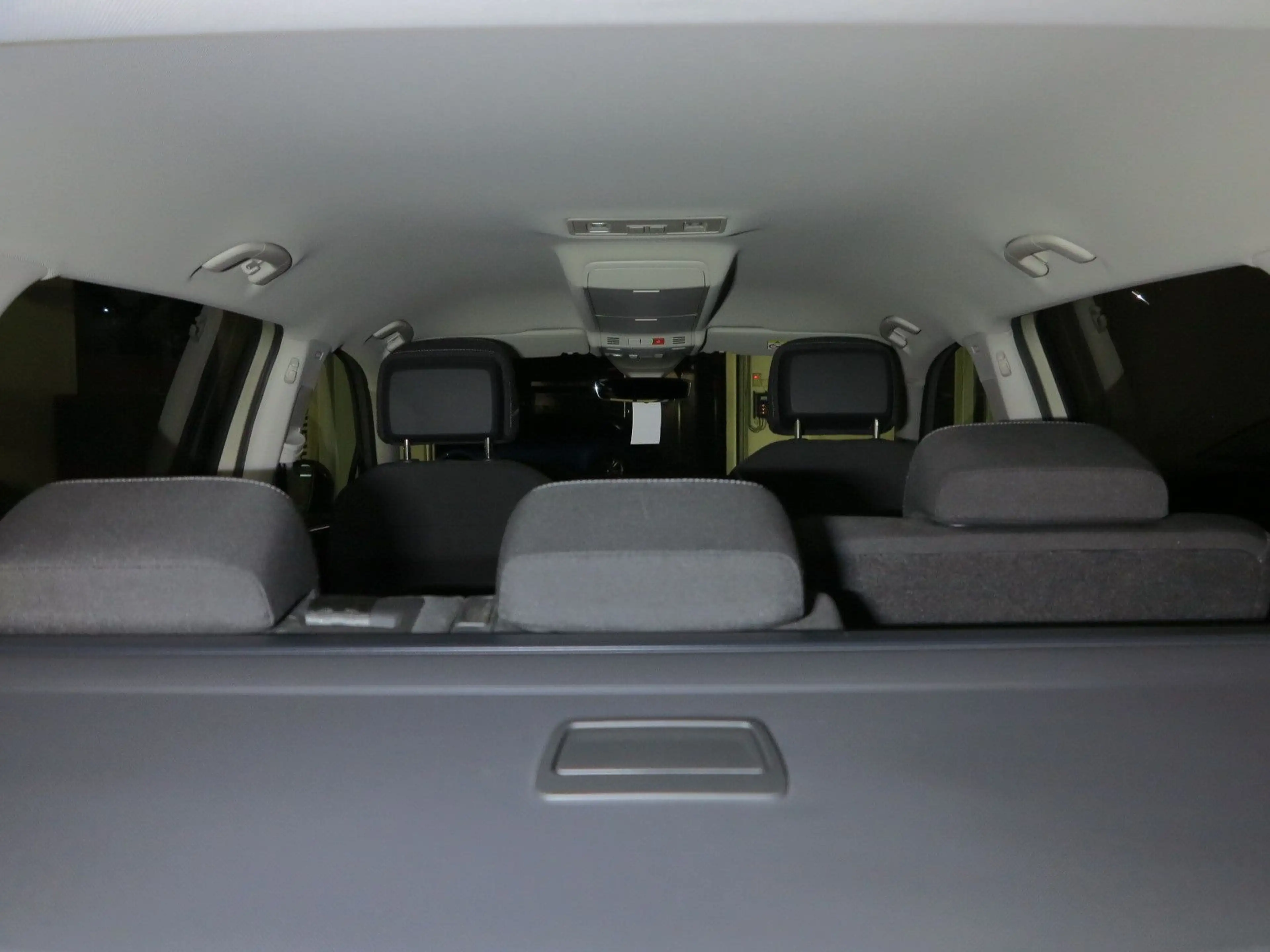 Volkswagen Tiguan Allspace 2.0 TDI SCR 4Mot DSG7 Elegance — photo 14