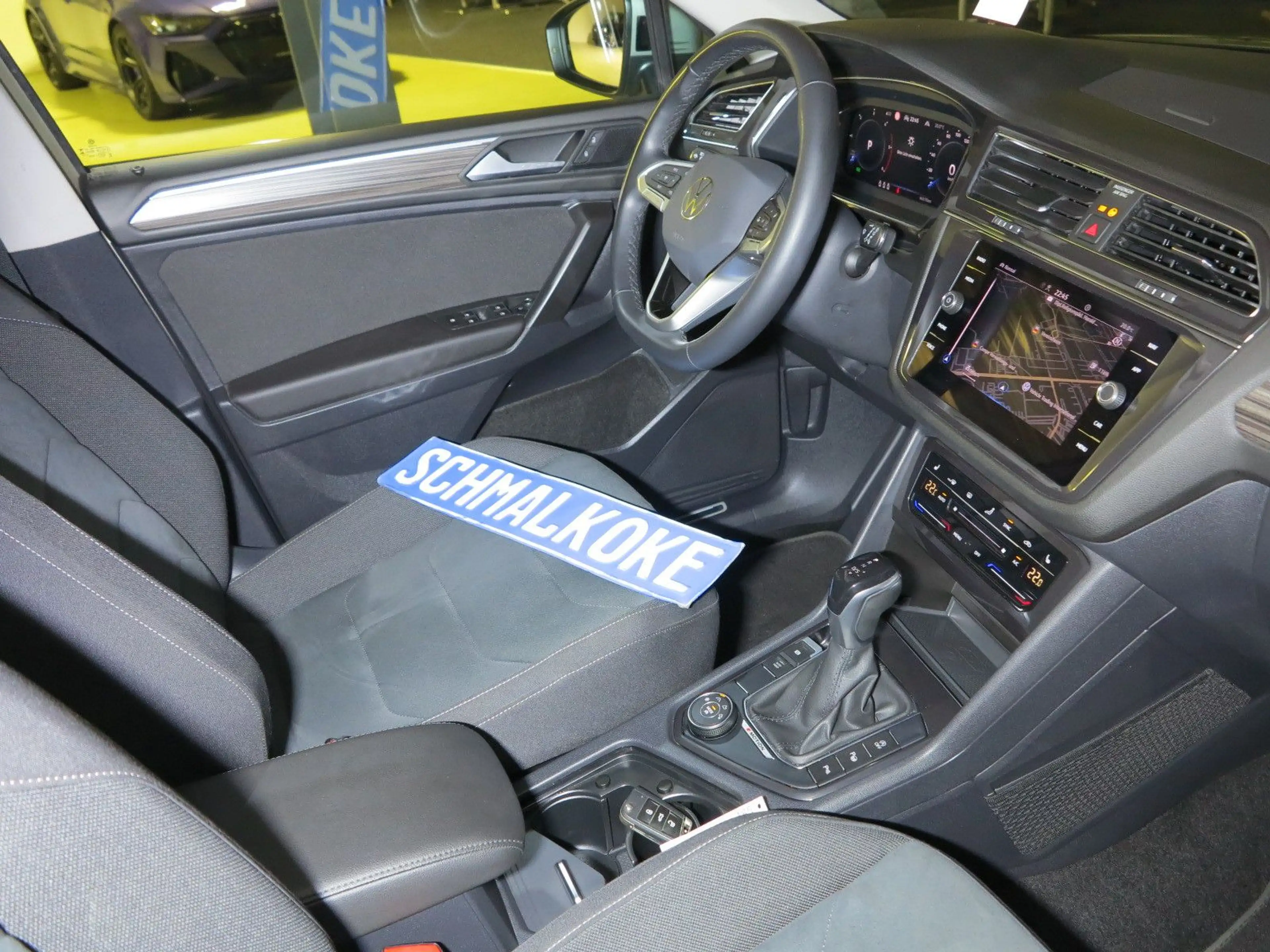 Volkswagen Tiguan Allspace 2.0 TDI SCR 4Mot DSG7 Elegance — photo 4